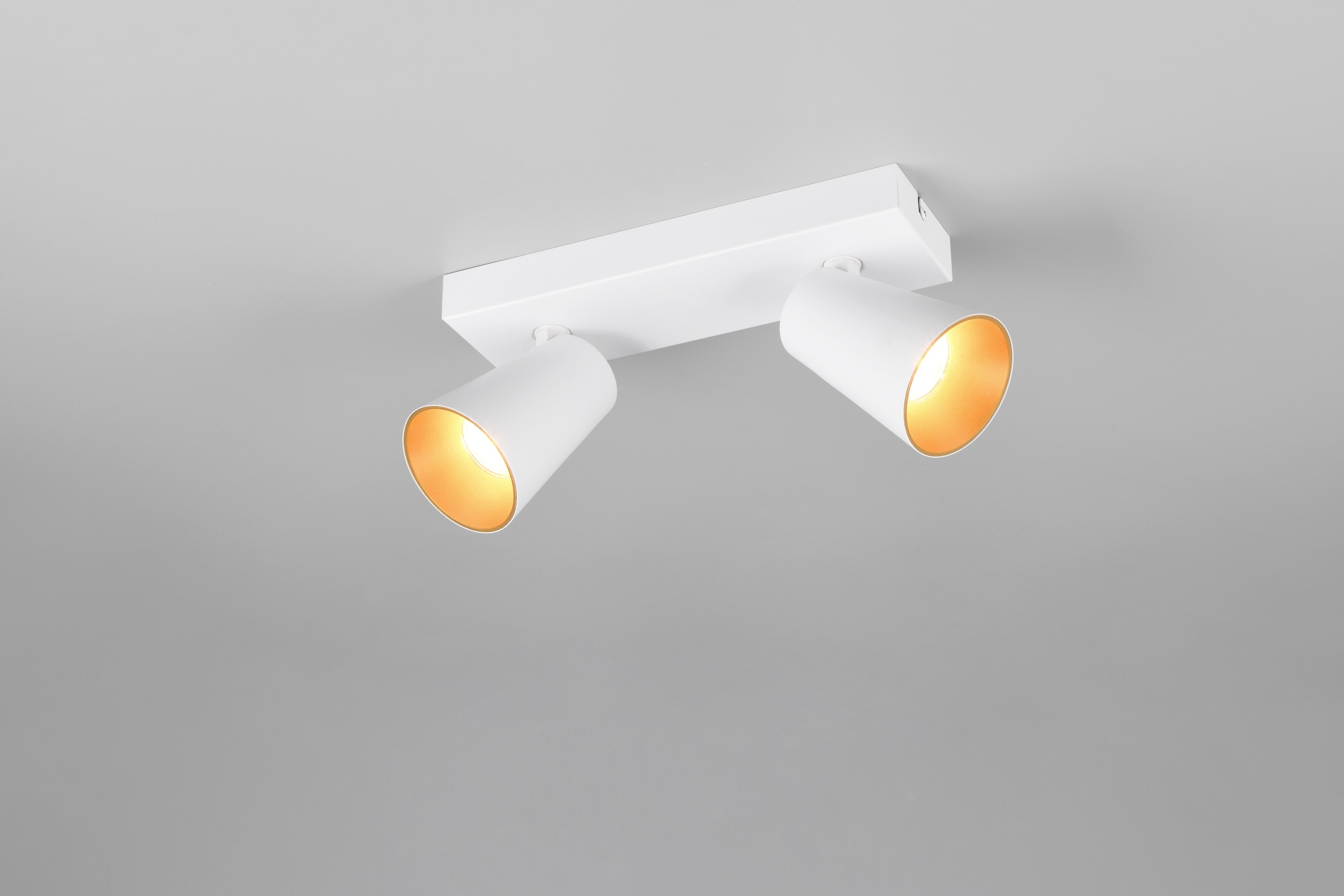 TRIO Leuchten Deckenstrahler »SHARP, Spot mehrflammig exkl GU10 max 10W schwenkbar & drehbar« GU10 1 Stk. warmweiß - kaltweiß Schirm innen gold, Strahler für Wandmontage + Deckenmontage