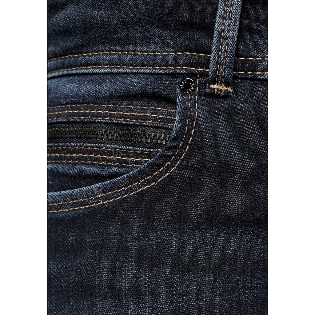 Pepe Jeans Slim-fit-Jeans »NEW BROOKE«, mit 1-Knopf Bund und Reißverschlusstasche