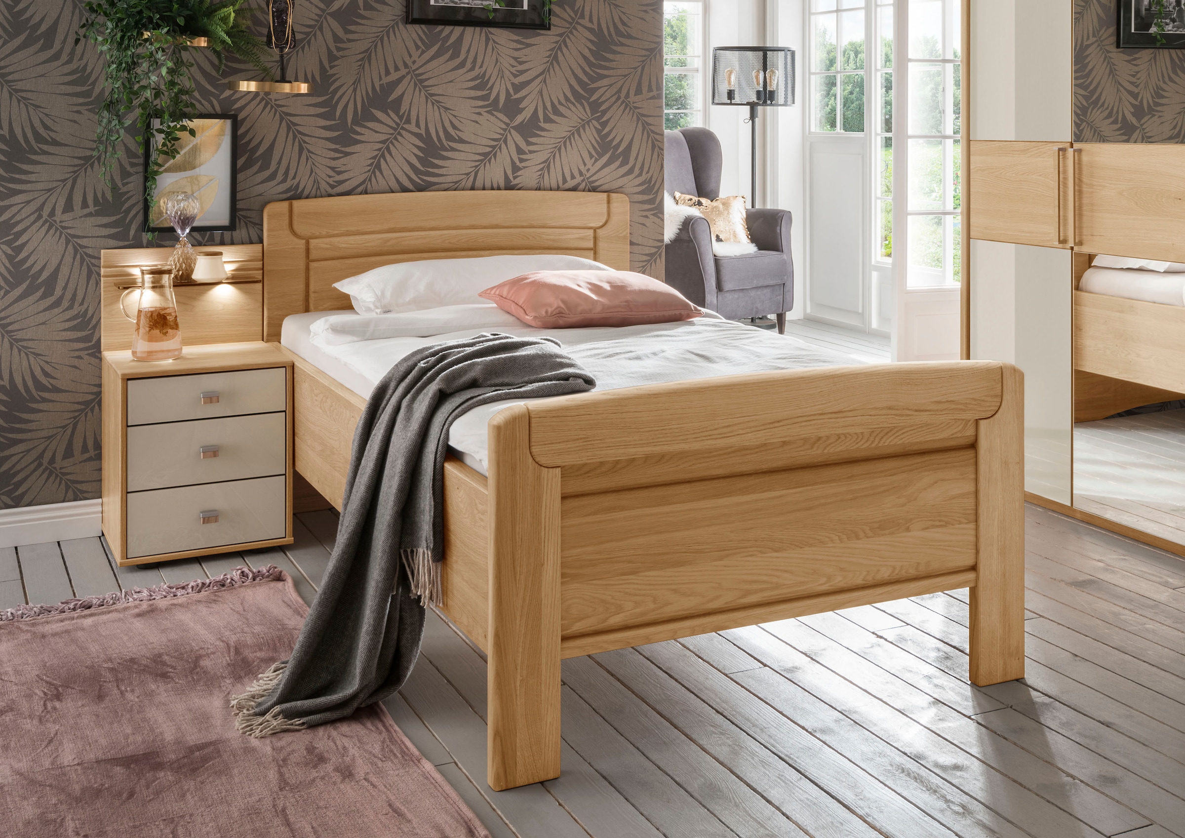 Bild von WIEMANN Holzbett »Kiruna, schöner Landhausstil, Made in Germany«