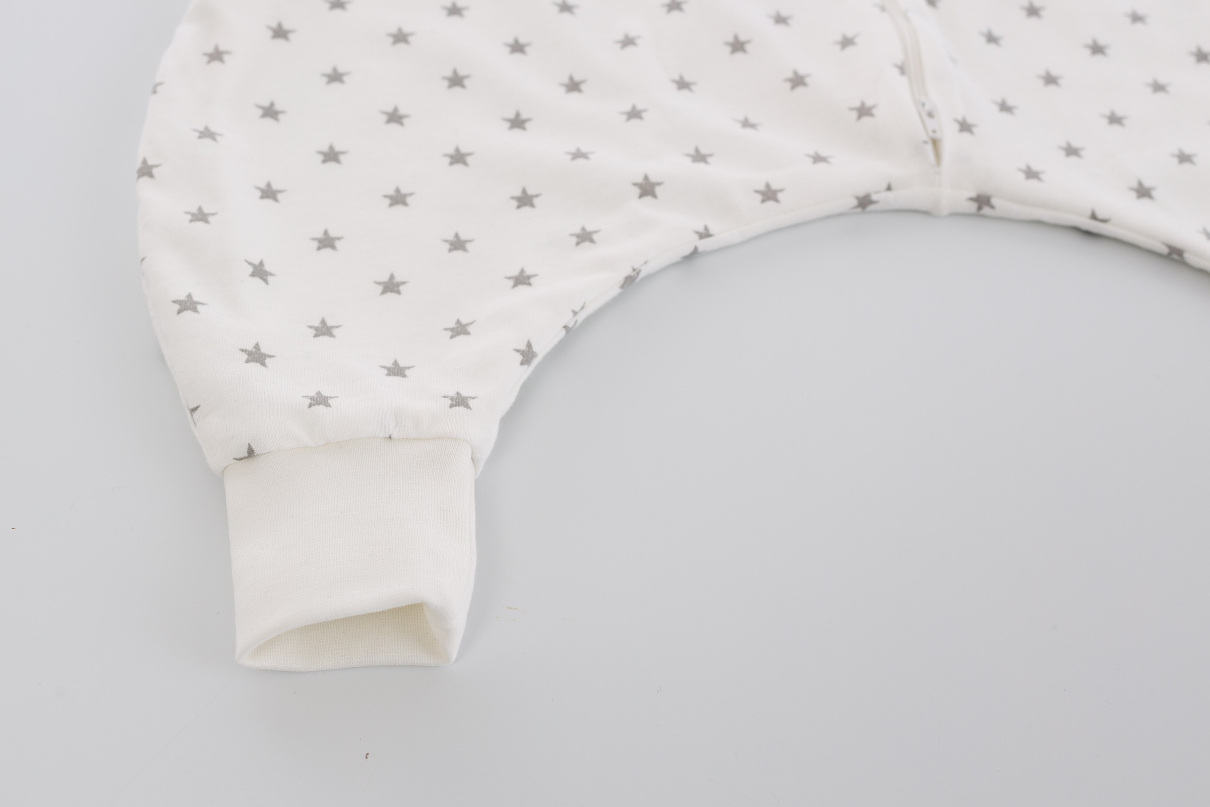 Träumeland Babyschlafsack »Schlafanzug light "to GO" Baumwolle Sternchen grau«, (1 tlg.)