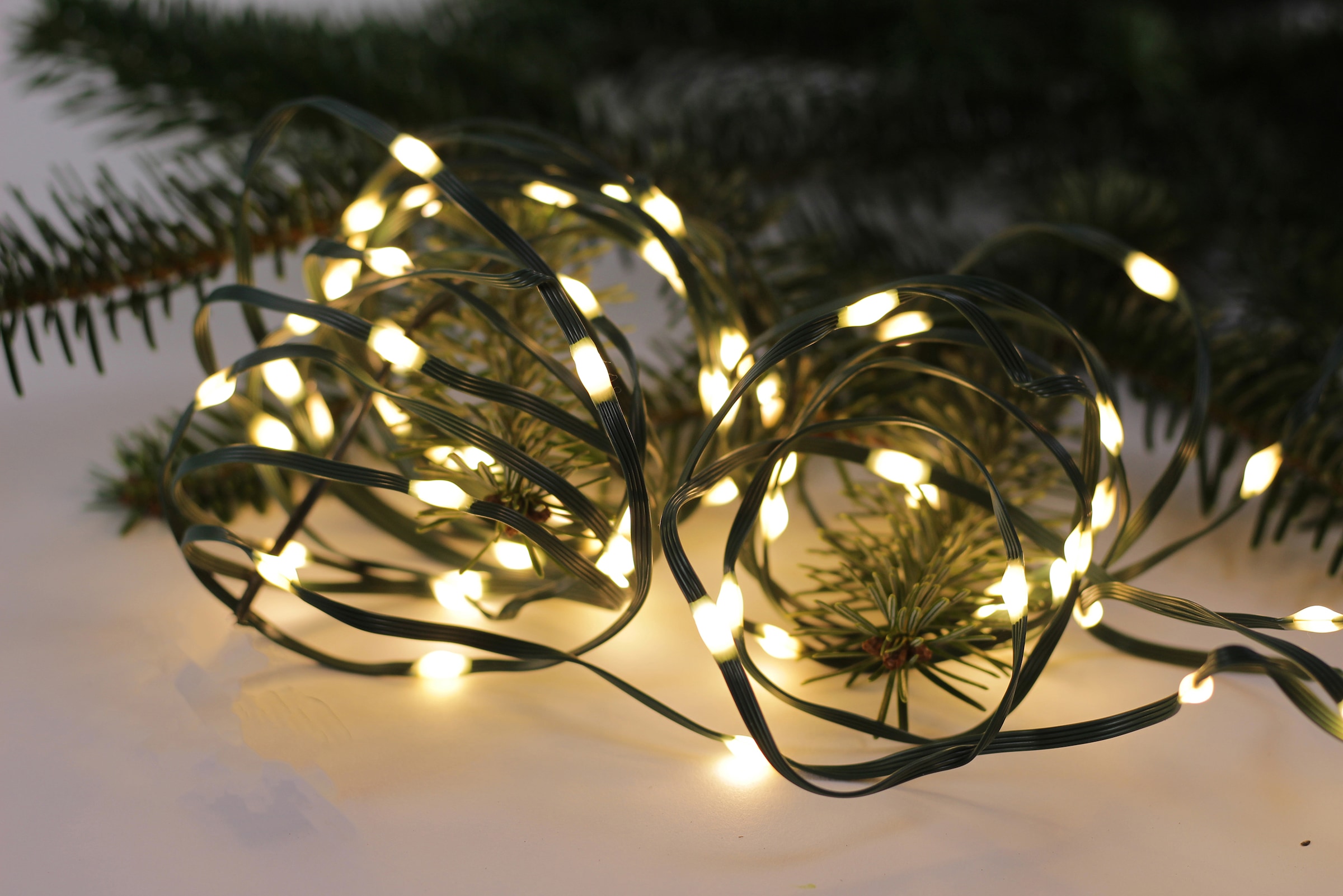 Star-Max LED-Lichterkette »Weihnachtsdeko aussen, inklusive bestellen 6/18h auf Raten Timer«, 400 biegbarem einem Kupferdraht aus St.-flammig