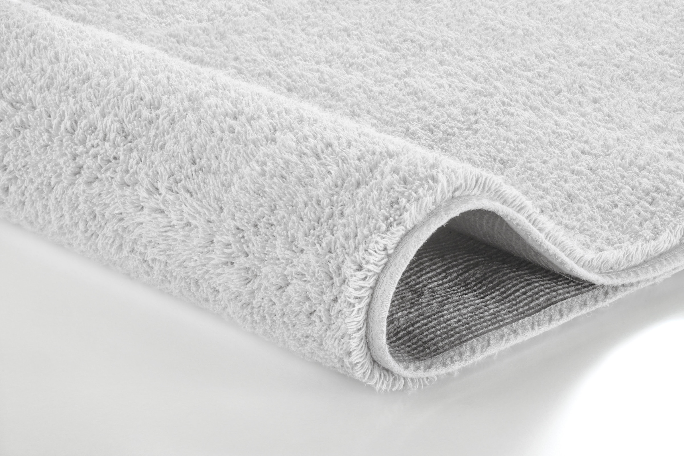Kleine Wolke Badematte »Vita«, rutschhemmend beschichtet, fußbodenheizungsgeeignet, Badteppich, Uni Farben, mit Schlaufe