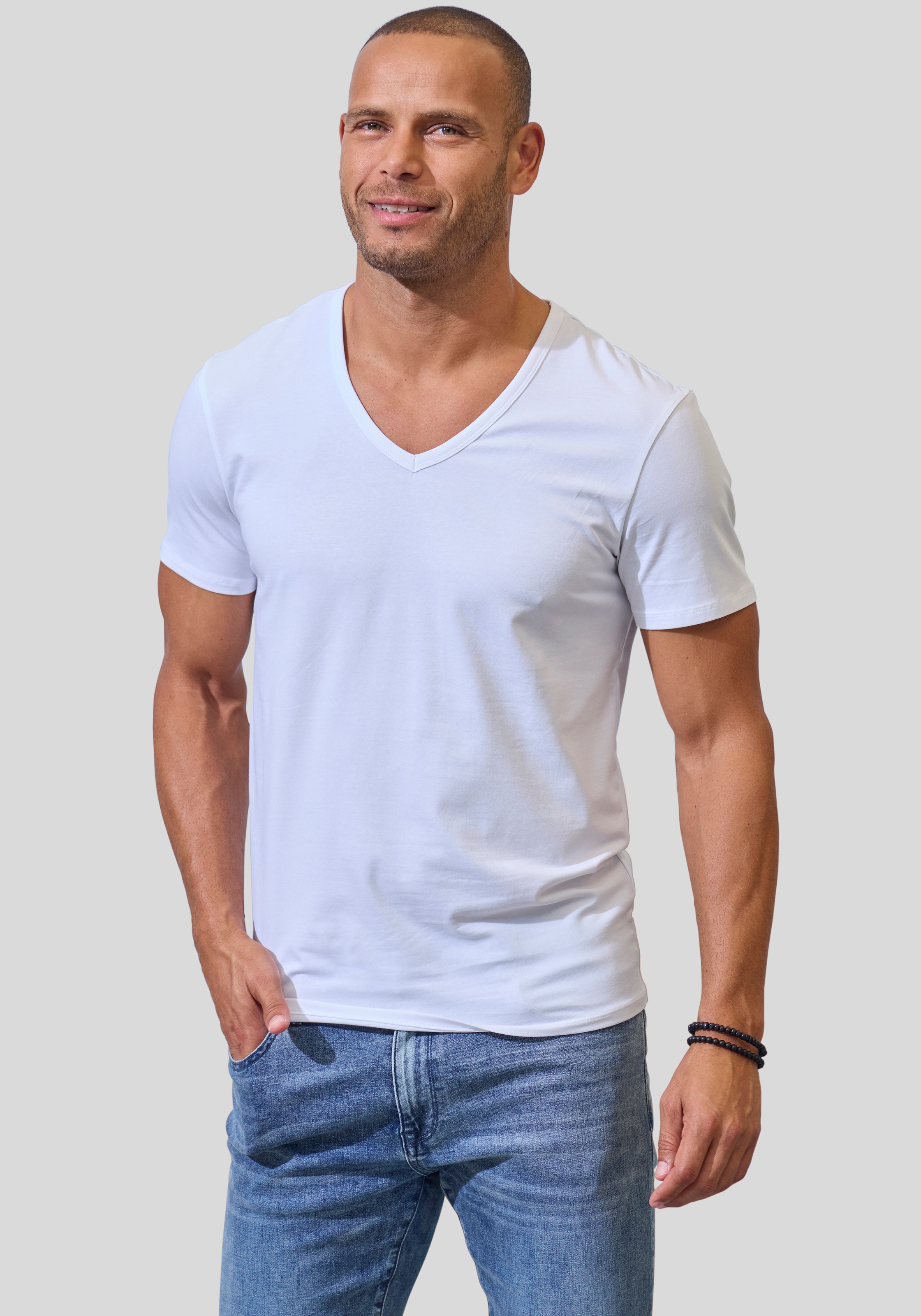 John Devin T-Shirt »mit tiefem V-Ausschnitt, V-neck Shirt« 3er-Pack,  aus elastischer Baumwollqualität