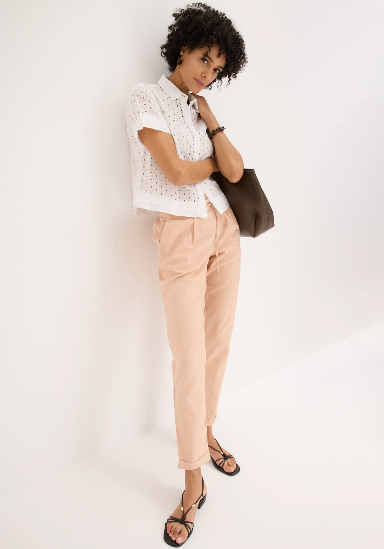 bonprix Leinenhose »Leinenhose«  aus Leinen und Baumwolle, Regular Fit, mit elastischem Gummibund