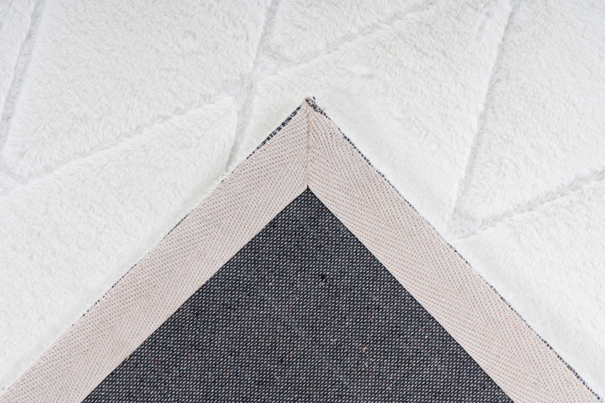 calo-deluxe Teppich »Jardan-2000«, rechteckig, 20 mm Höhe, besonders weich durch Microfaser, Rauten-Design