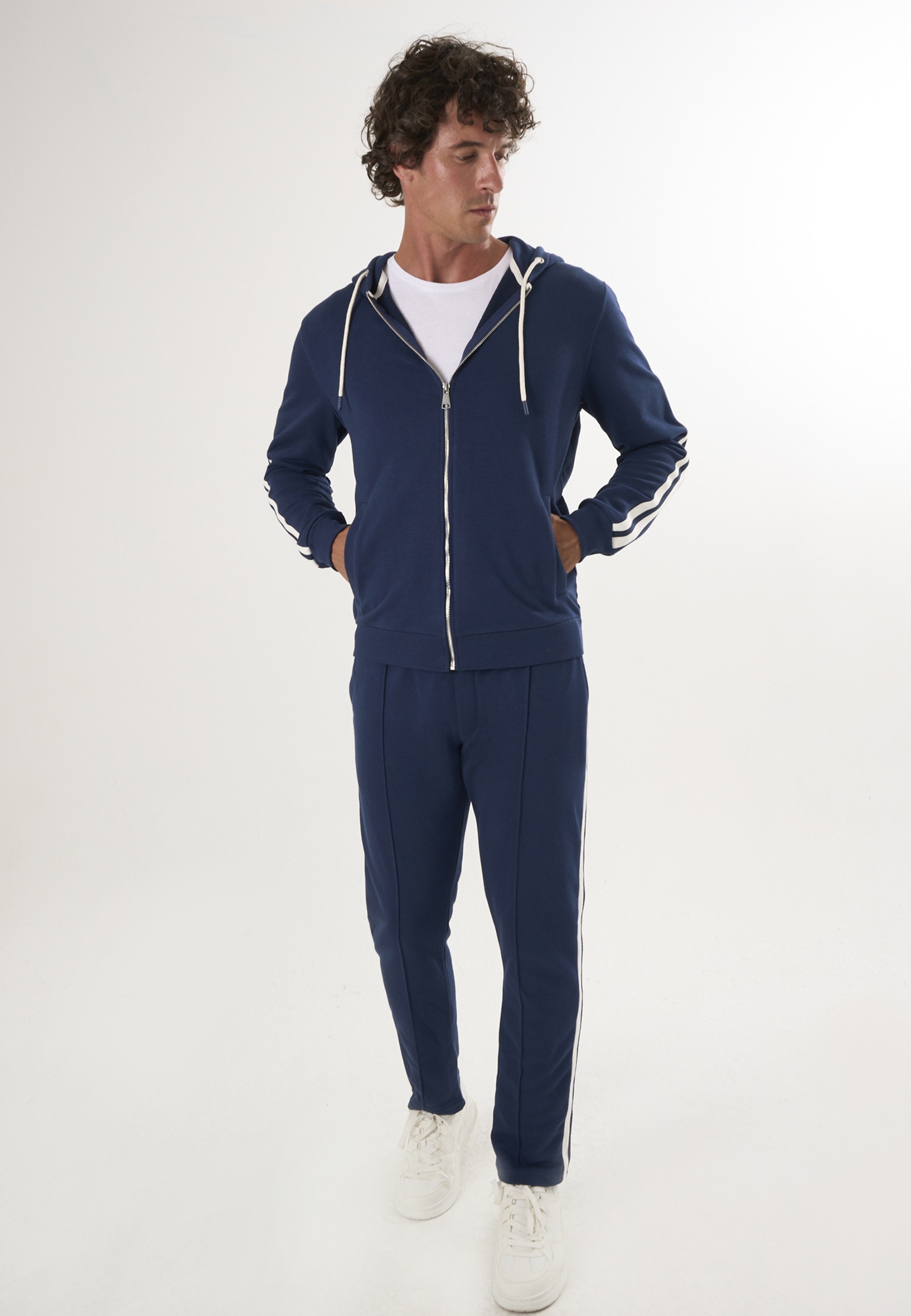 Felix Hardy Kapuzensweatshirt »Kapuzensweatshirt mit Reißverschluss - Hoodie«
