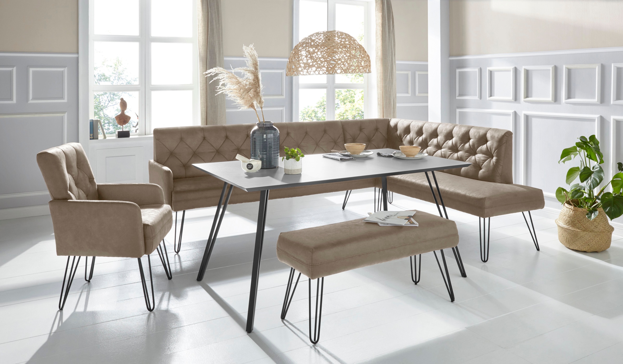 exxpo - sofa fashion Eckbank »Doppio, Chesterfield Optik, komfortabel und bequem, hohe Designfüße«, Frei im Raum stellbar