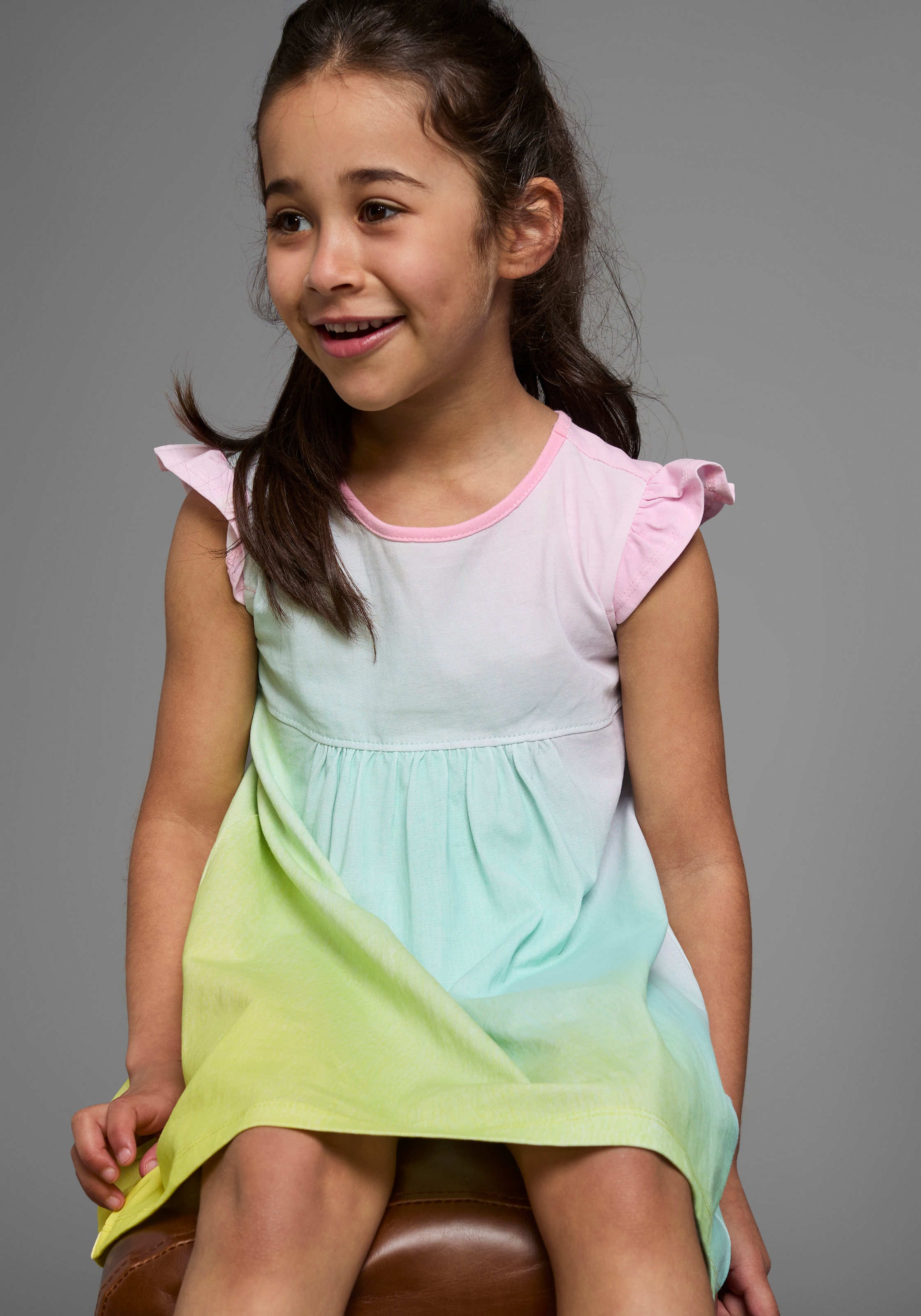 KIDSWORLD Jerseykleid »in Regenbogenfarben«, kniefreie Länge, weit ausgestellter Schnitt, aus Baumwolle