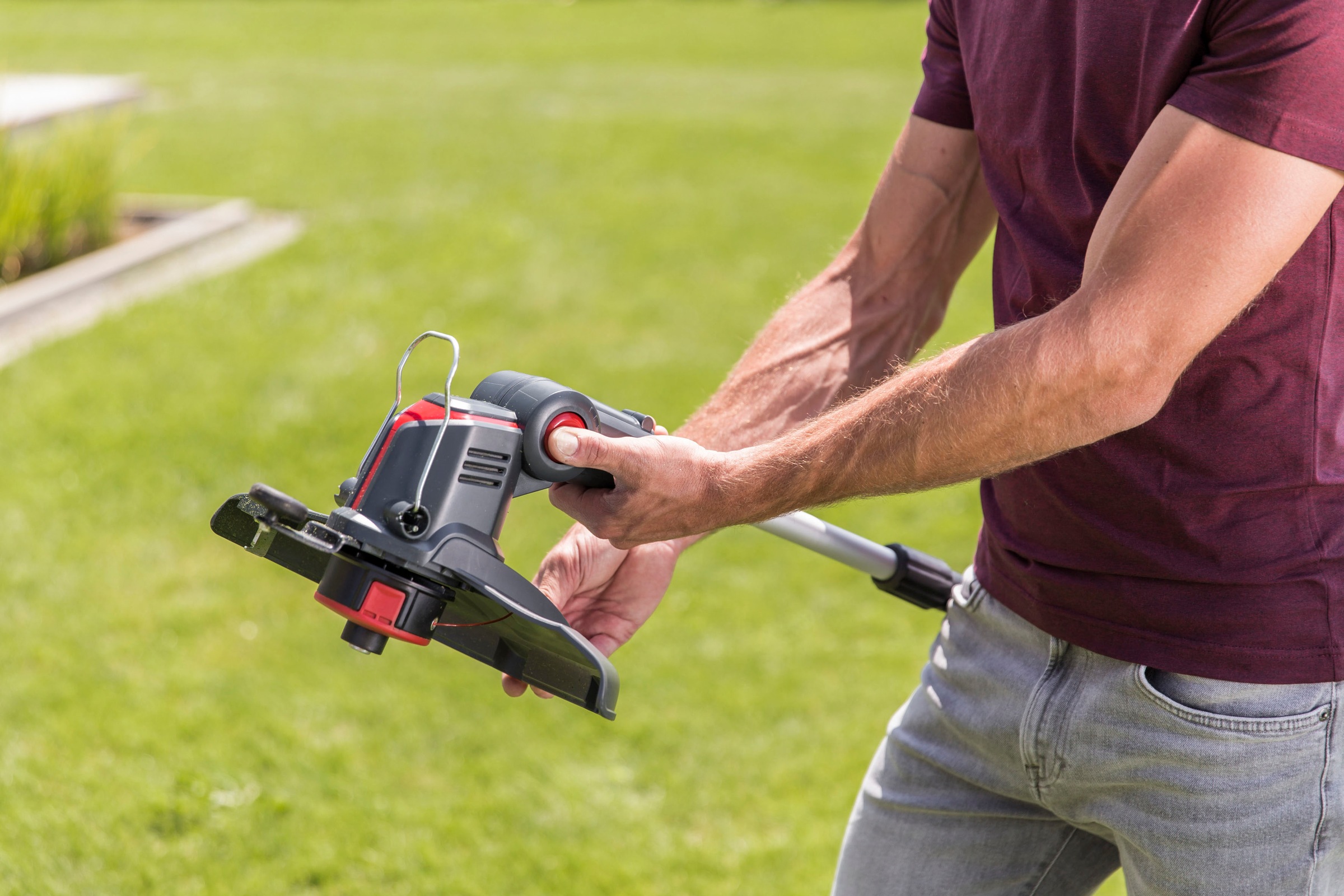 AL-KO Akku-Rasentrimmer »HOME AND GARDEN COMPATIBLE GT 1825«, (Set), inkl. Akku 18V/2,5 Ah und Ladegerät
