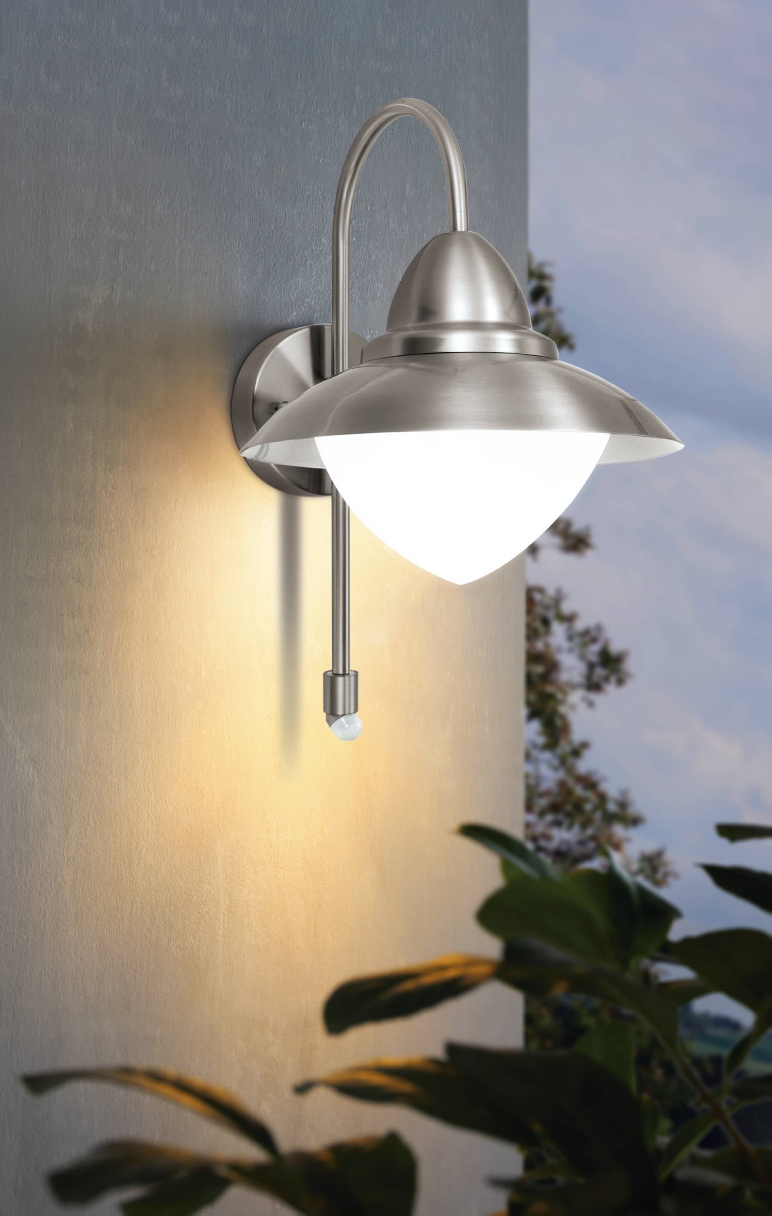 EGLO Wandleuchte »Sidney Wandlampe, Außenlampe, Außenleuchte, E27, IP44, Garten Lampe« E27 1 Stk. Wand-/Deckenleuchte - H37,5 x Ø27 x AL32,5cm - edelstahl - 1X60W exkl.