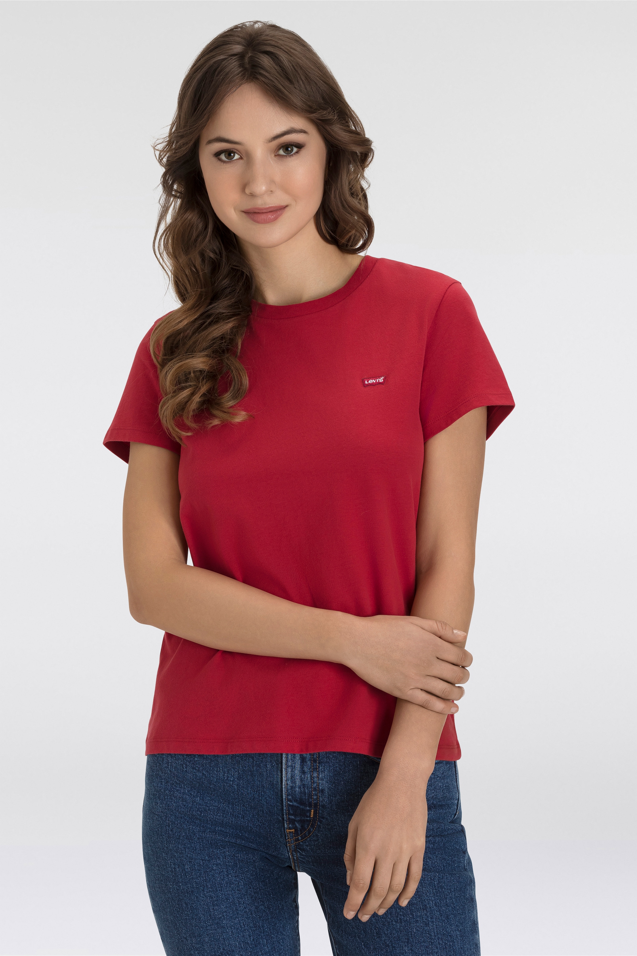 Levi's® T-Shirt »TEE Minilogo«, mit kleiner Logostickerei