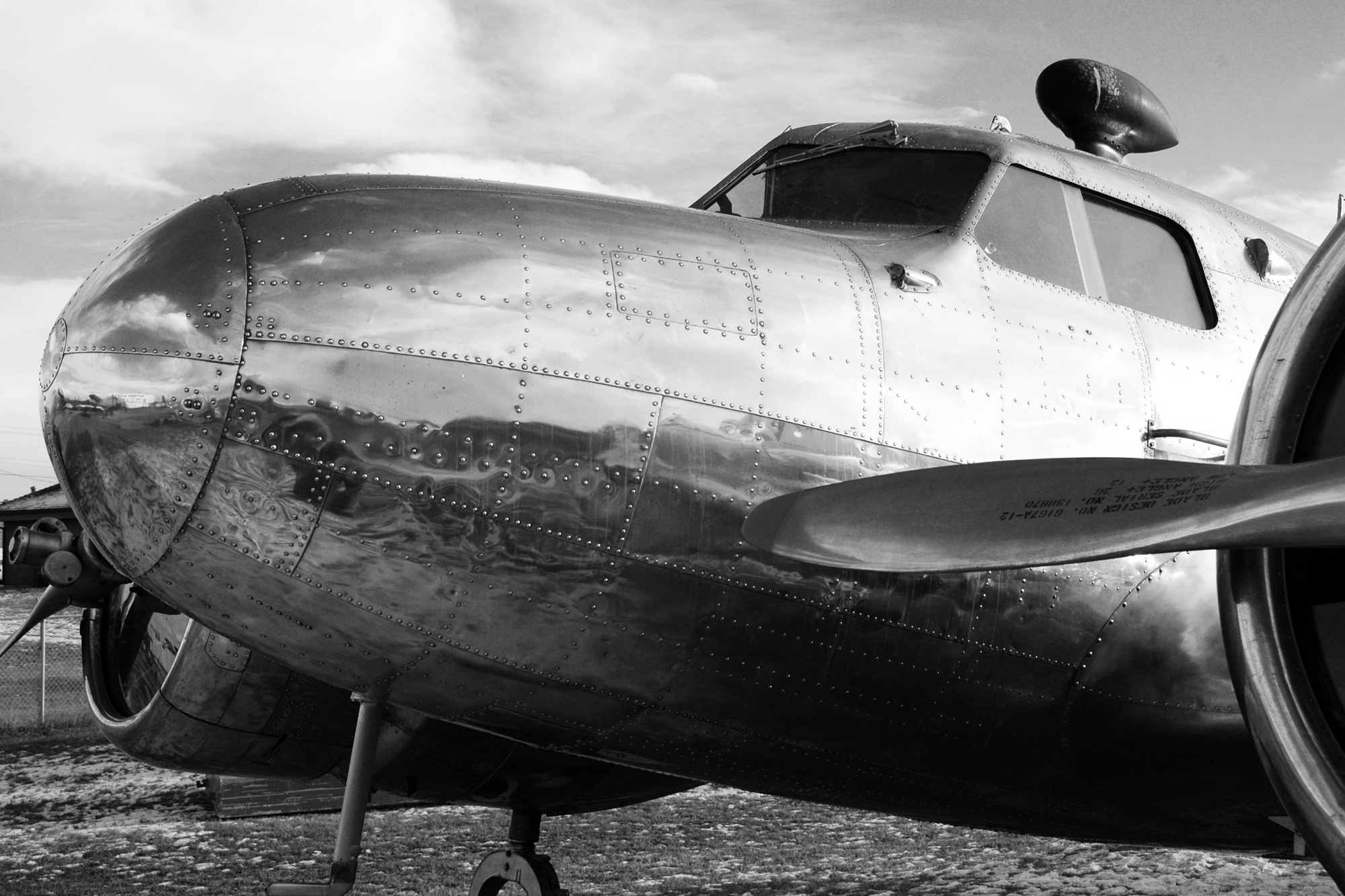 queence Leinwandbild »Air« Flugzeuge 1 Stk. tlg. mit sehr guten Schallabsor günstig online kaufen