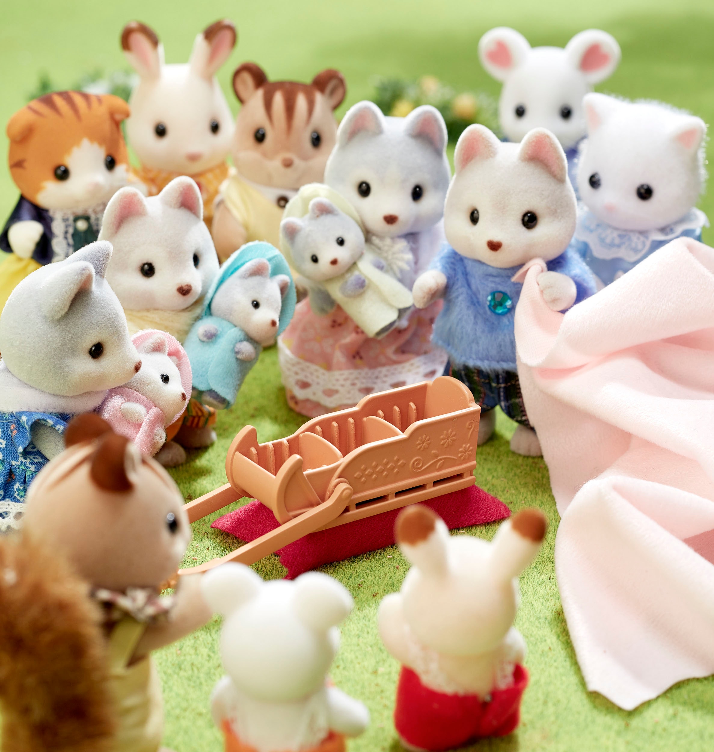 Sylvanian Families Spielfigur »Spielset Husky Familie (5636)«
