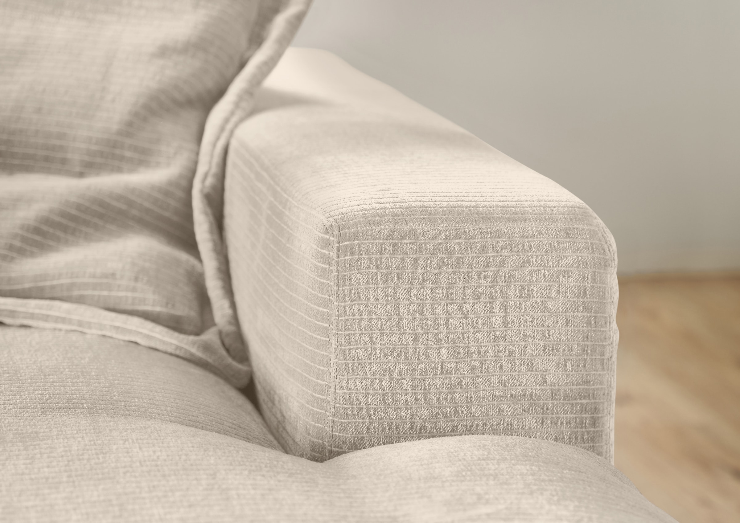Musterring Ecksofa »Lucia«, verschiedene Farben, großer Longchair mit Armlehne, B330 x T190 cm