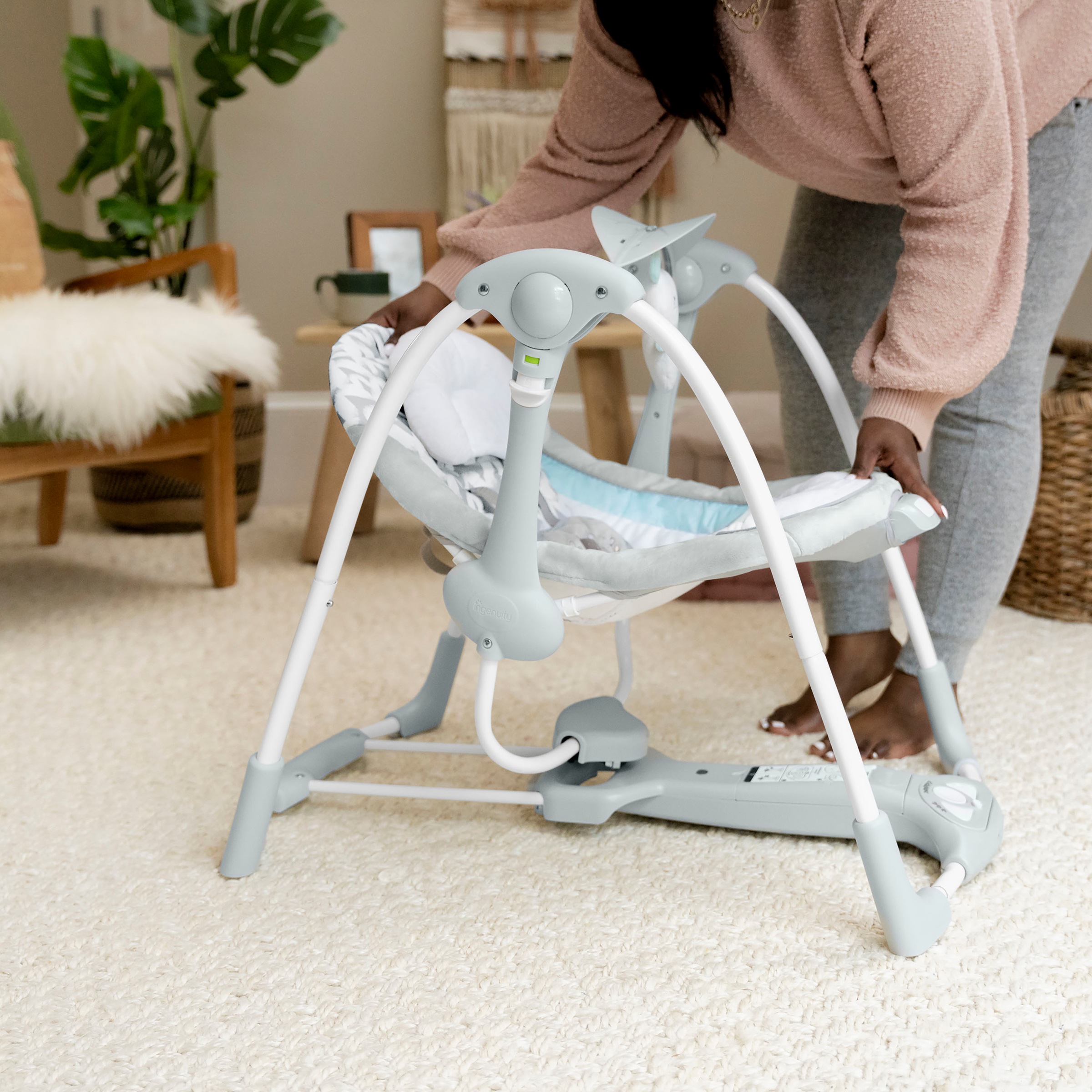 ingenuity Babyschaukel »ConvertMe Swing-2-Seat Portable Swing - Raylan«, mit automatischer Schaukelfunktion und Sound-Effekt