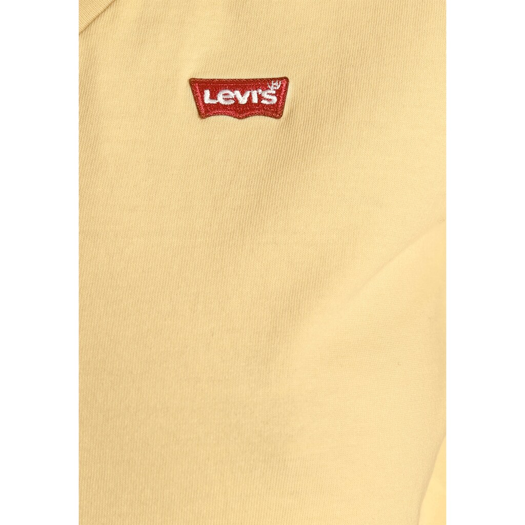 Levi's® V-Shirt »Perfect Tee«, mit kleinem Batwing- Logo