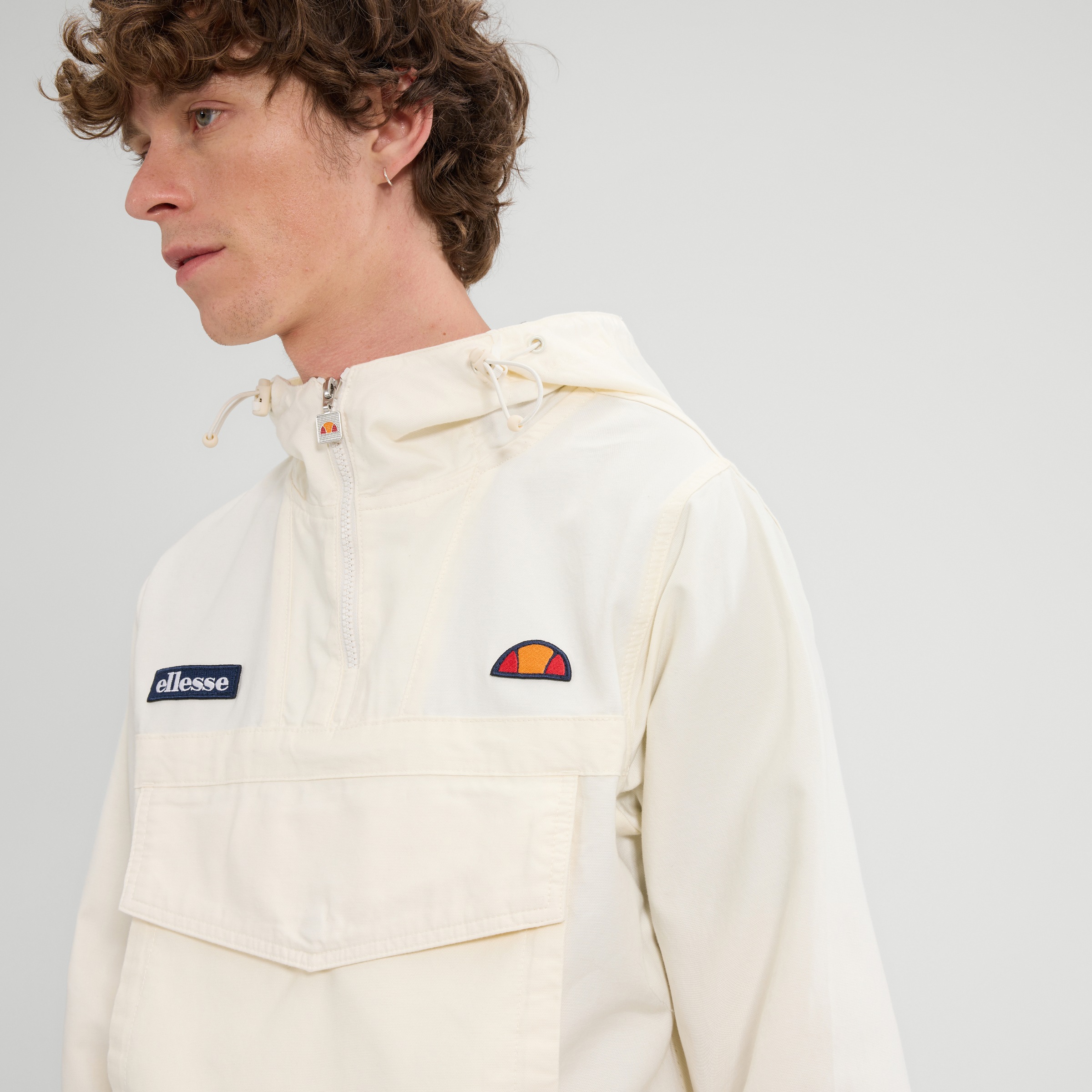 Ellesse Windbreaker leichtes Material, auch in großen Größen