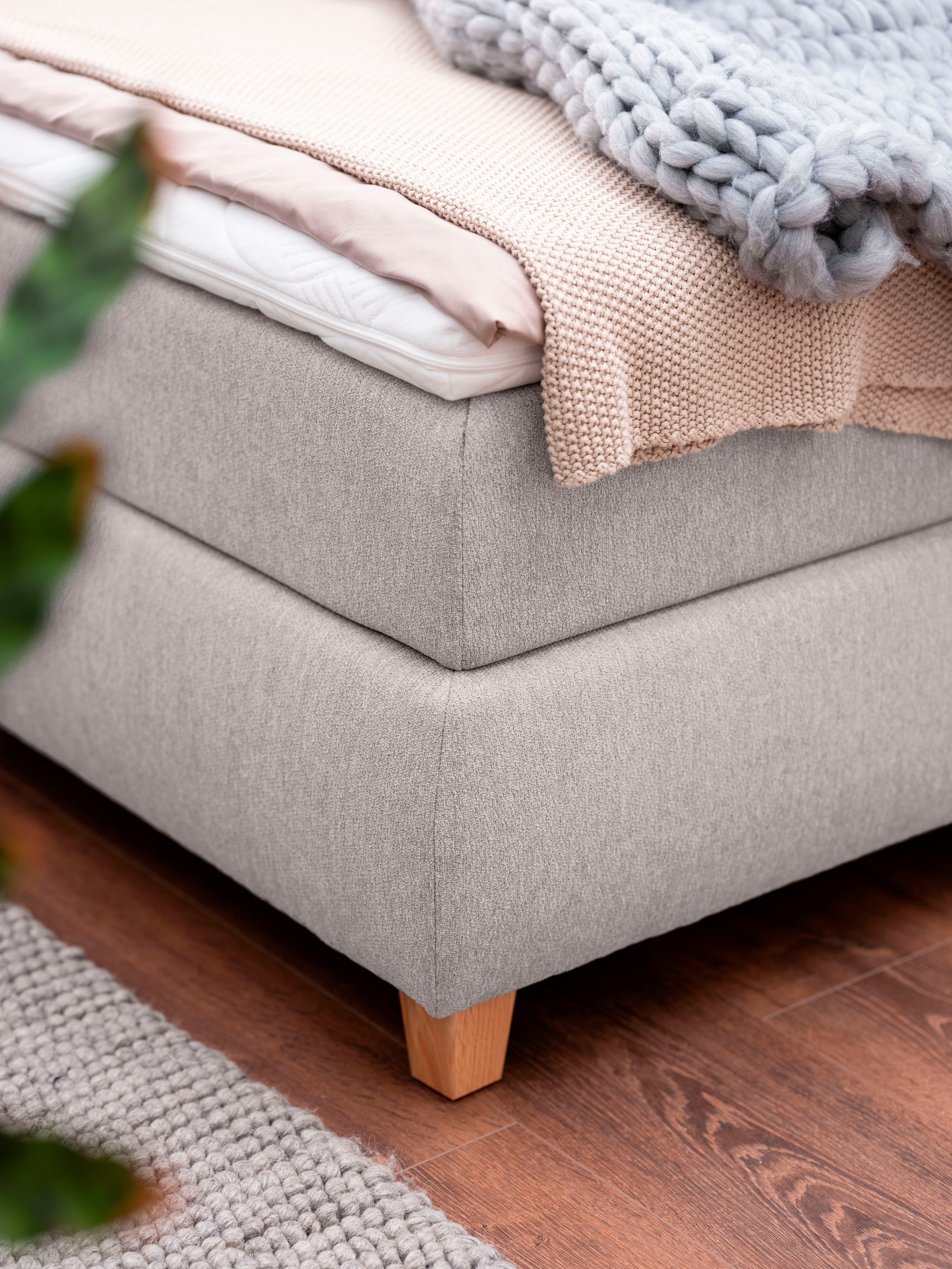 alina Boxspringbett »Luella«, ADA trendline Boxspringbett, inkl. Matratze und Viscoschaum-Topper