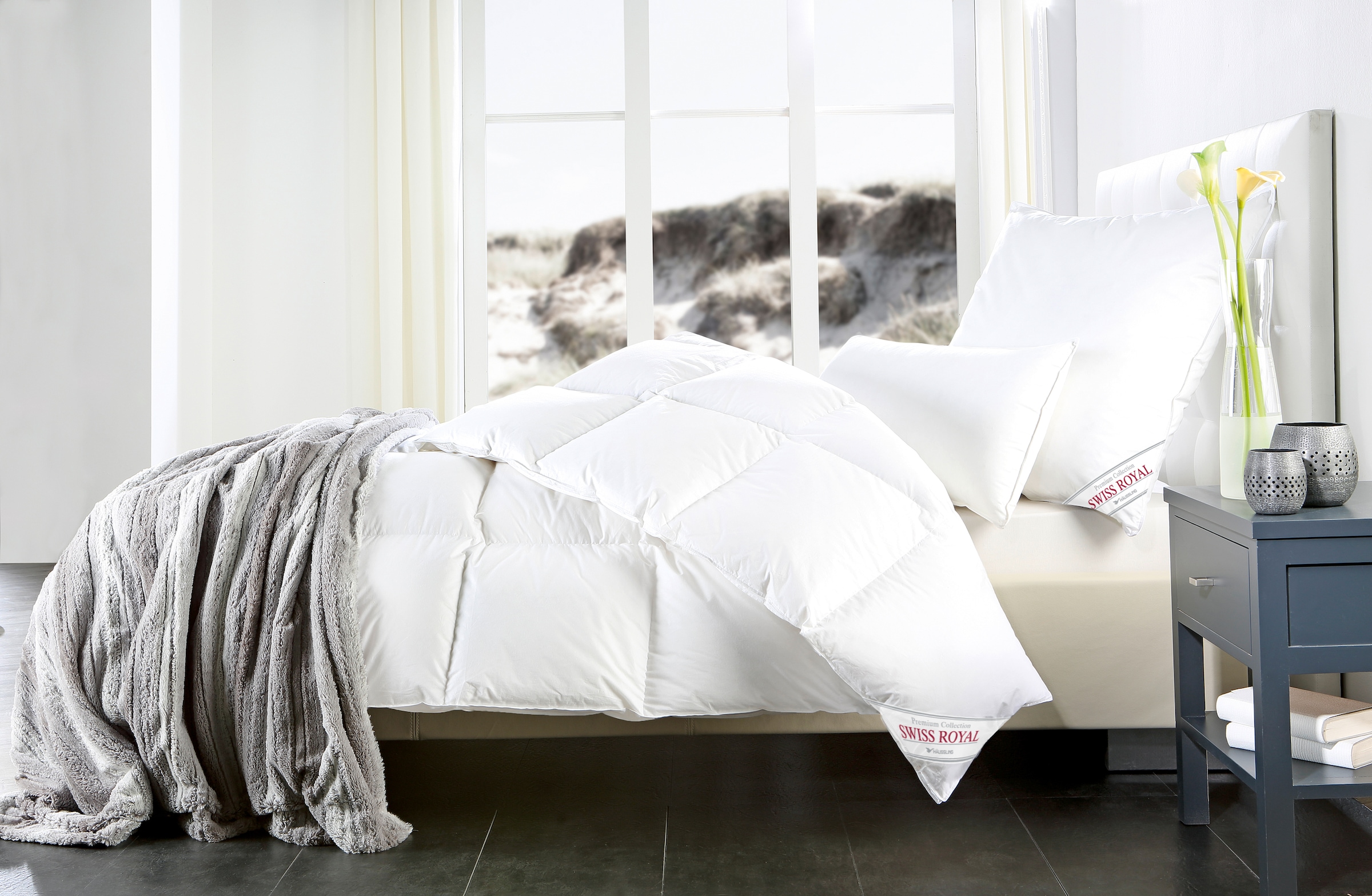 Haeussling Daunenbettdecke »Swiss Royal, Bettdecken für Sommer und Winter, Ganzjahresdecke, Decke«, extrawarm, Füllung 90% Daunen, 10% Federn, Bezug 100% Baumwolle, (1 St.), Bettdecke 135x200 cm, 155x220 cm & weitere Größen, Made in Germany