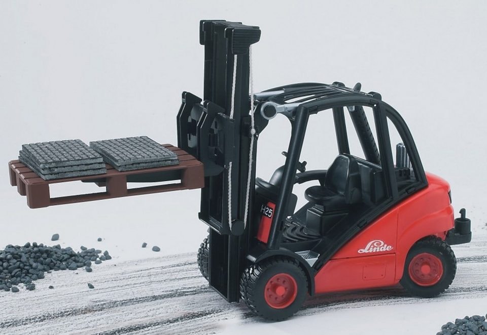 Bruder Spielzeug Gabelstapler Linde H30d Mit Anhangerkupplung Und 2 Paletten Online Kaufen Quelle De
