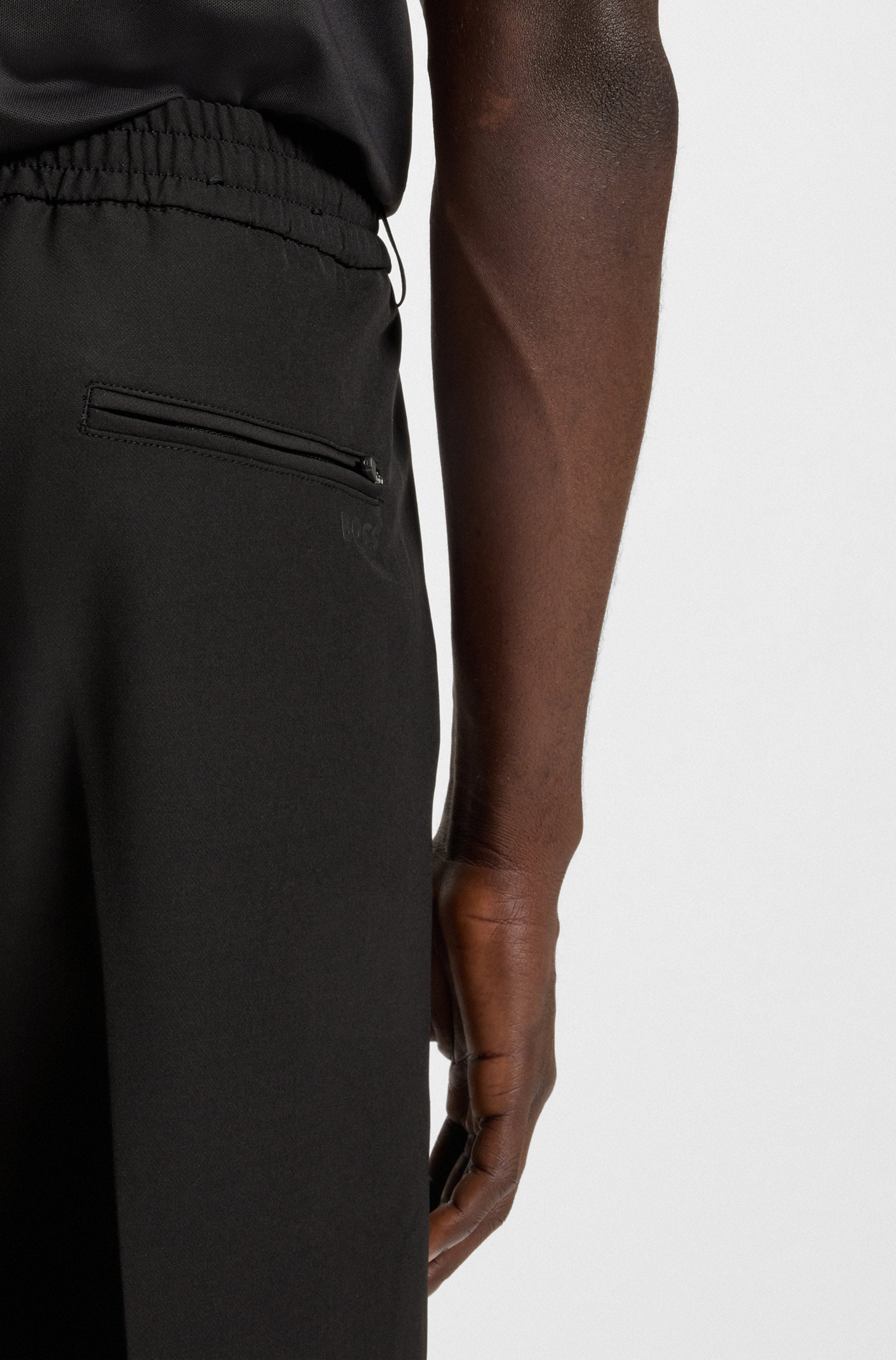 BOSS GREEN Webhose »T Convert«, Elastischer Taillenbund und Kordelzug, Gürtelschlaufen Anzughose