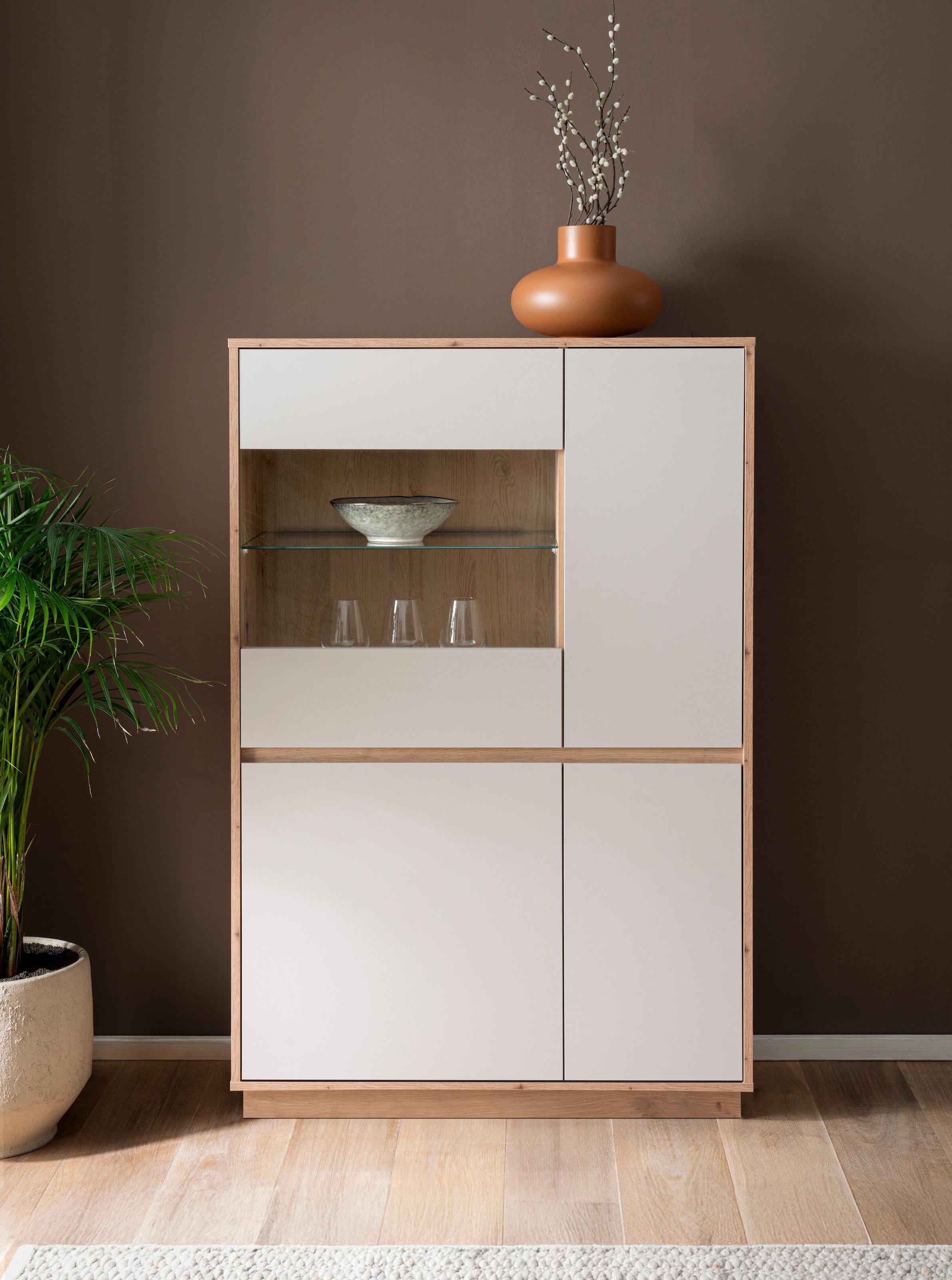 Home affaire Vitrine »Sonora, moderne Glasvitrine, Stauraumelement, Schrank« filigrane Rahmenoptik, ausreichend Stauraum, vielseitig einsetzbar