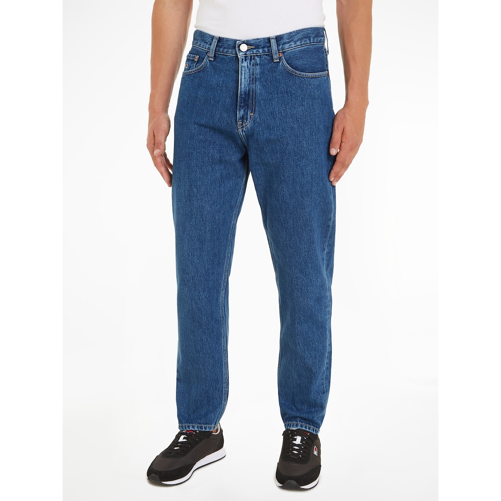 Tommy Jeans Tapered-fit-Jeans »ISAAC RLXD TAPERED«, im 5-Pocket-Style
