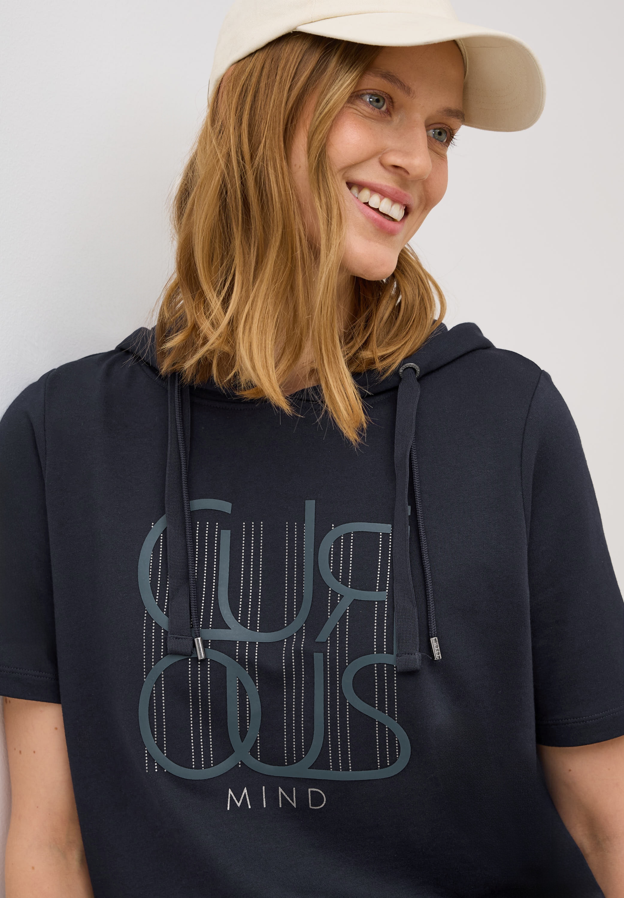 Cecil Kapuzensweatshirt , Halbarm-Shirt mit Glitzer-Print und Kapuze
