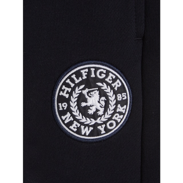 Tommy Hilfiger Sweathose »CREST LOGO SWEATPANTS«, mit Logoschriftzug am  Bund online bei