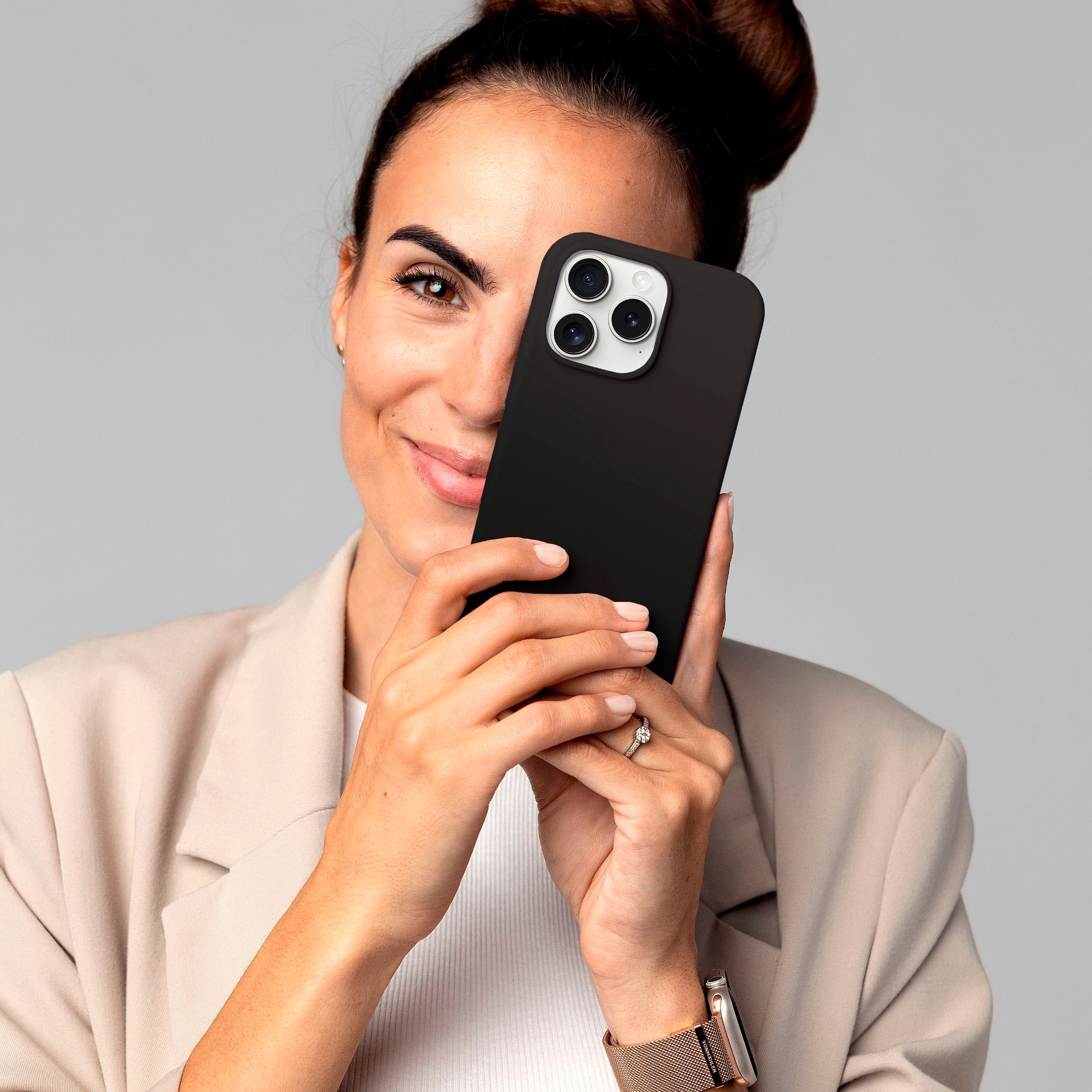 VONMÄHLEN Smartphone-Hülle »iPhone 16 Pro, Soft Silicone Case - Black«