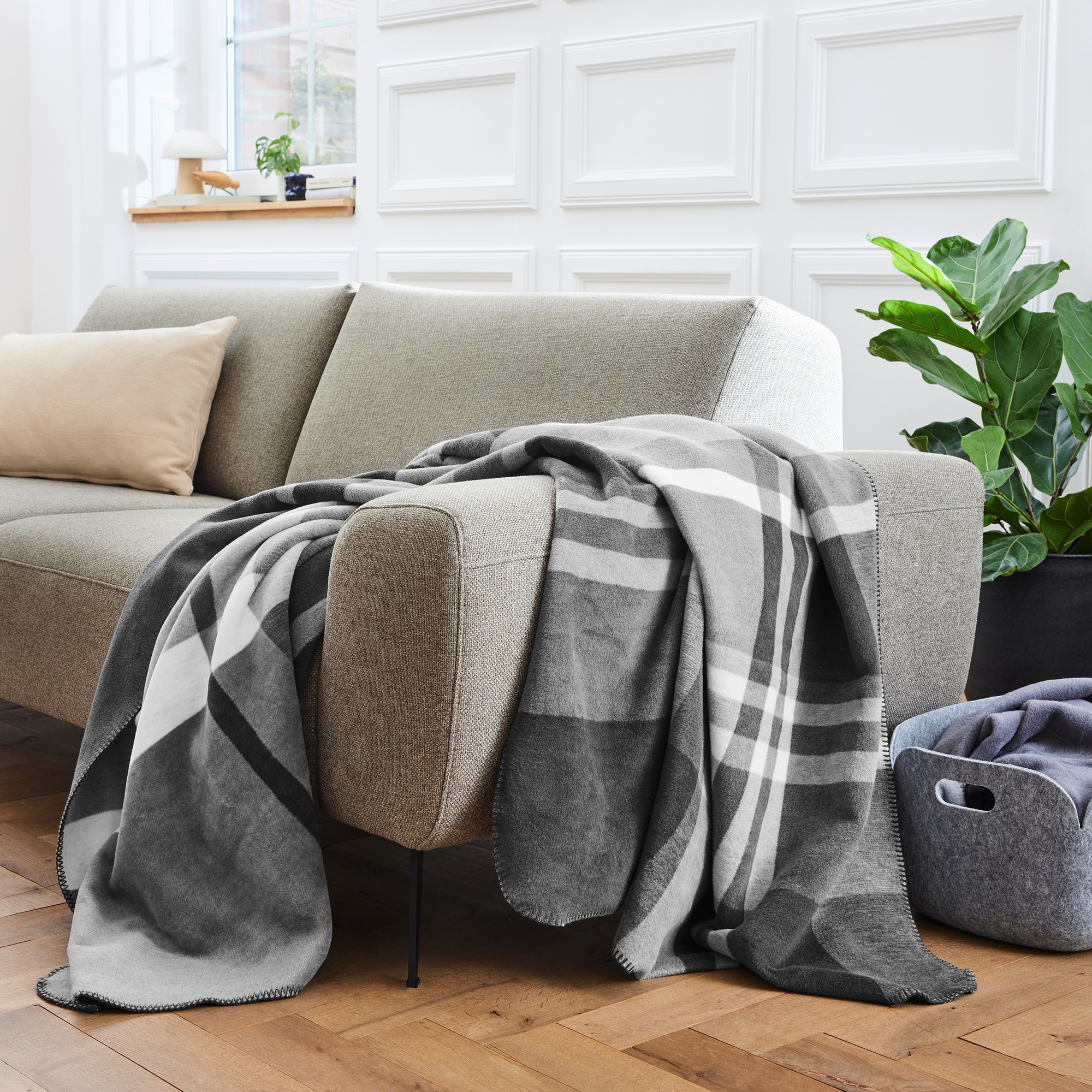 IBENA Wohndecke »Wohndecke Falkland«, mit zeitlosem Karo-Design