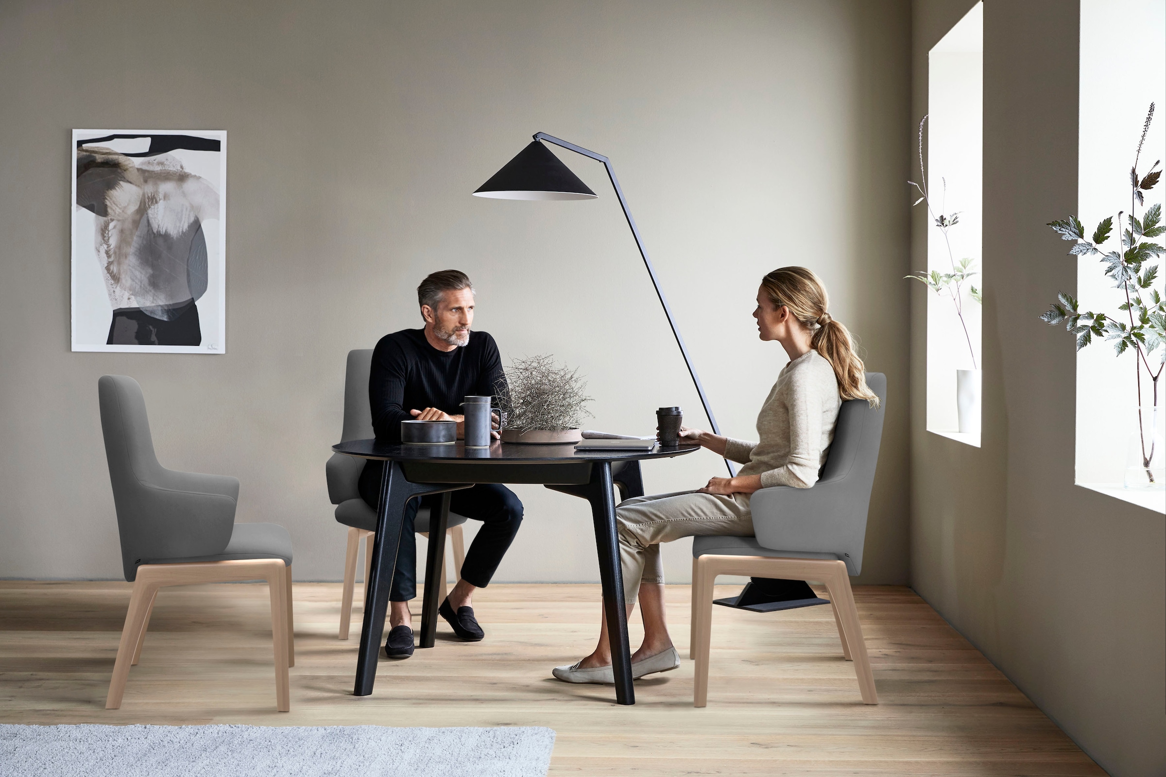 Stressless® Polsterstuhl »Laurel«, Microfaser DINAMICA, High Back mit Armlehne, Größe L, mit abgerundeten Beinen in Walnuss