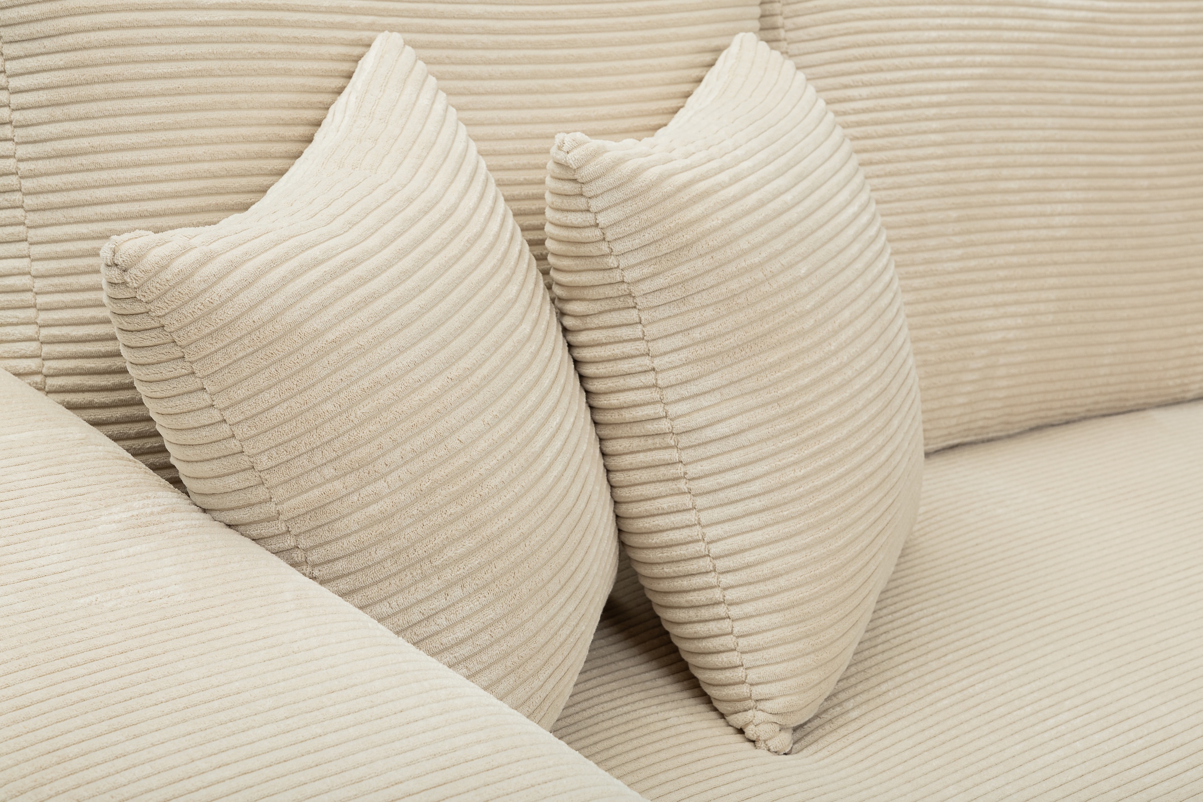 WERK2 Ecksofa »Eden« mit Polsterhocker