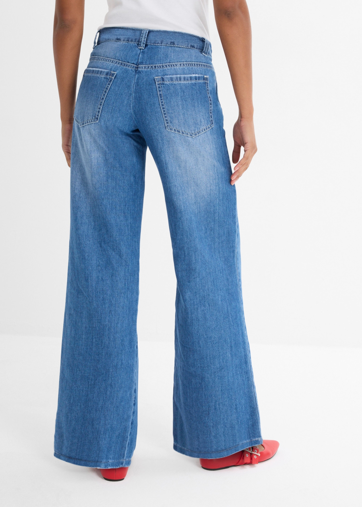 bonprix Weite Jeans lockerer Schnitt, mittlerer Bund, weite Passform