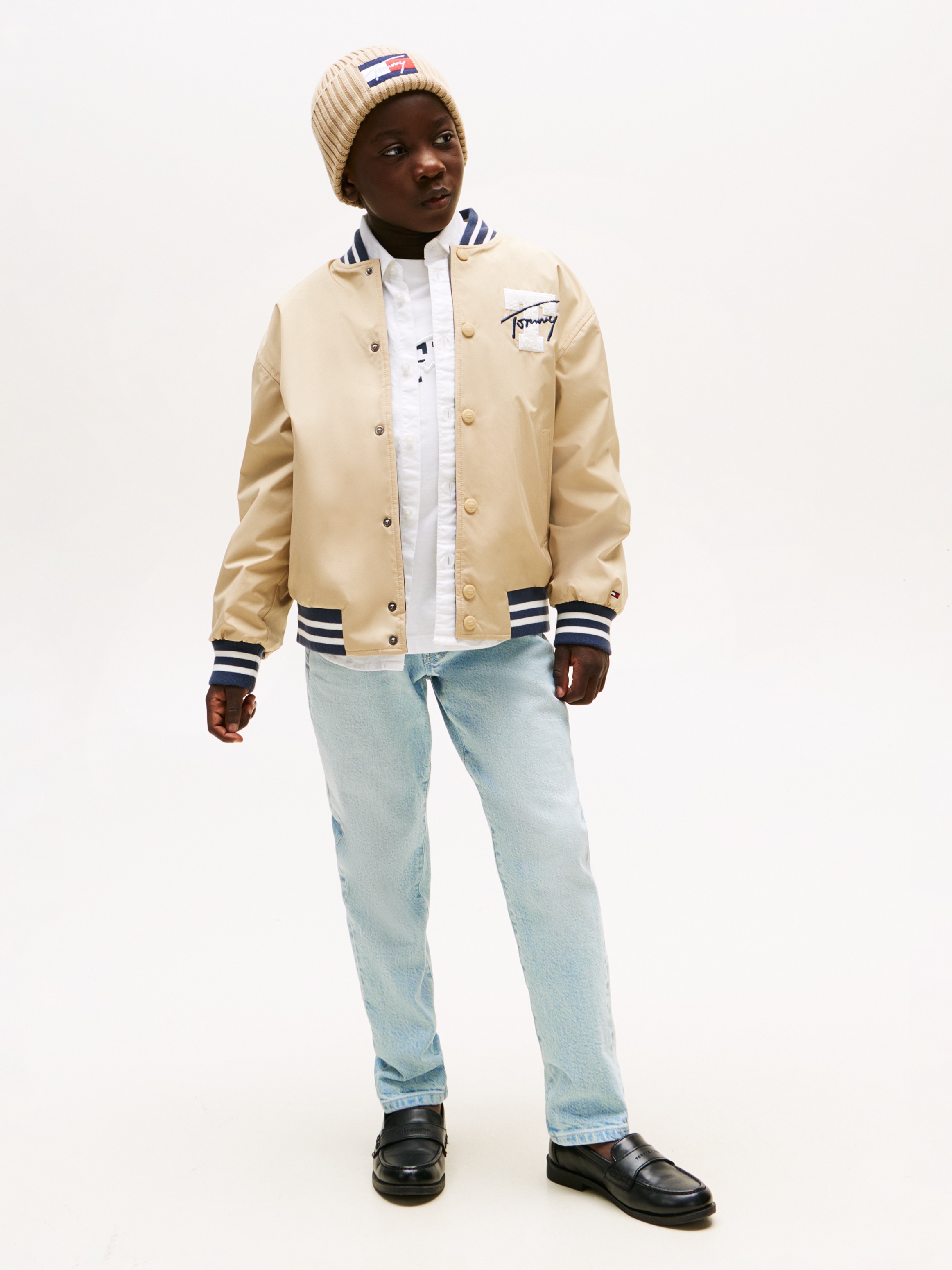 Tommy Hilfiger Straight-Jeans »MODERN STRAIGHT«, für Kinder bis 16 Jahre, in heller Waschung