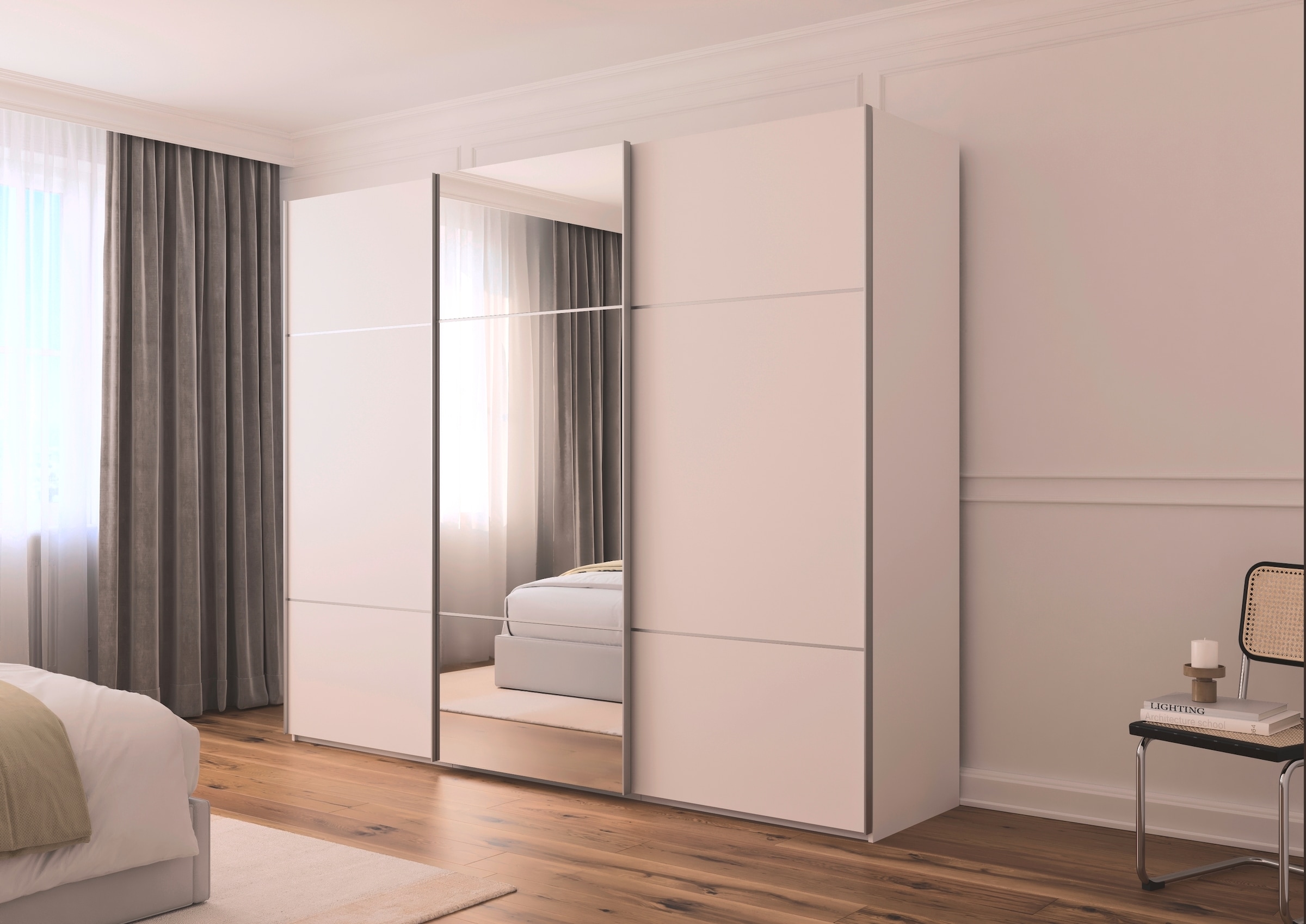 rauch Schwebetürenschrank »Kleiderschrank Schrank Garderobe Schlafzimmerschrank SCALE-TRIO«, edle dreigeteilte Front mit 2 Zierleisten und Spiegel MADE IN GERMANY