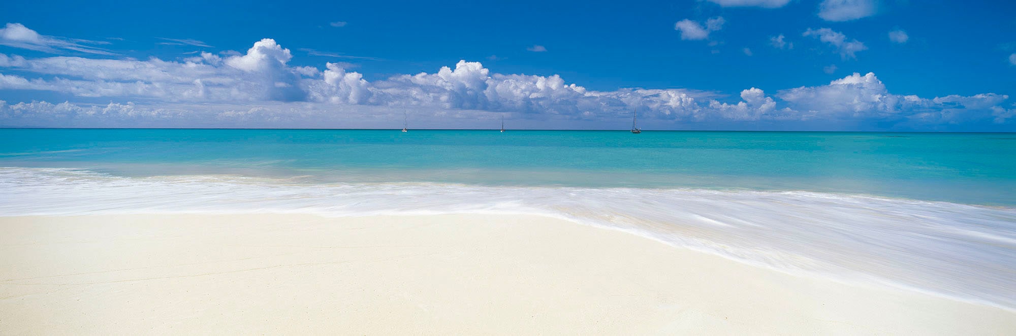 Komar Fototapete »Deserted Beach - Größe 368 x 127 cm«, bedruckt, Wohnzimme günstig online kaufen