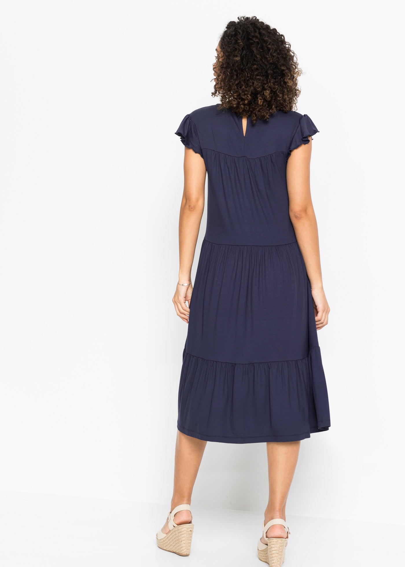 bonprix Midikleid für den Alltag, aus Viskose, A-Linie, mit Knopfverschluss im Nacken