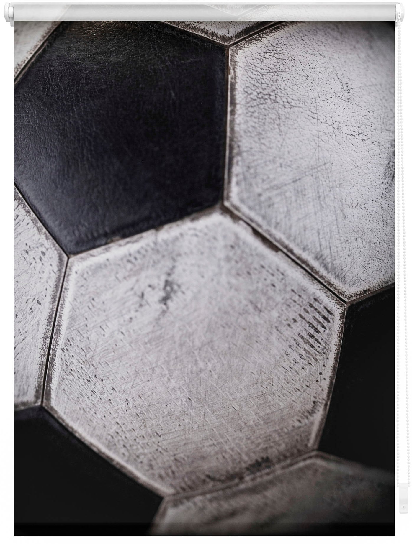LICHTBLICK ORIGINAL Seitenzugrollo »Rollo Klemmfix, ohne Bohren, blickdicht, Retro Fußball - Schwarz-Weiß«, blickdicht, Sichtschutz-Blendschutz, freihängend
