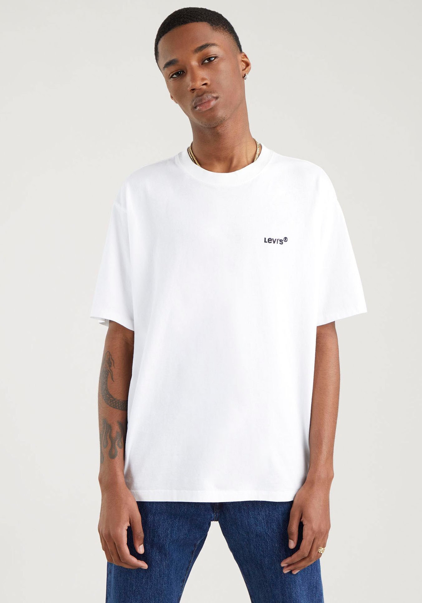 Levi's® Rundhalsshirt »LE RED TAB VINTAGE TEE«, im klassischen Levi's® Design