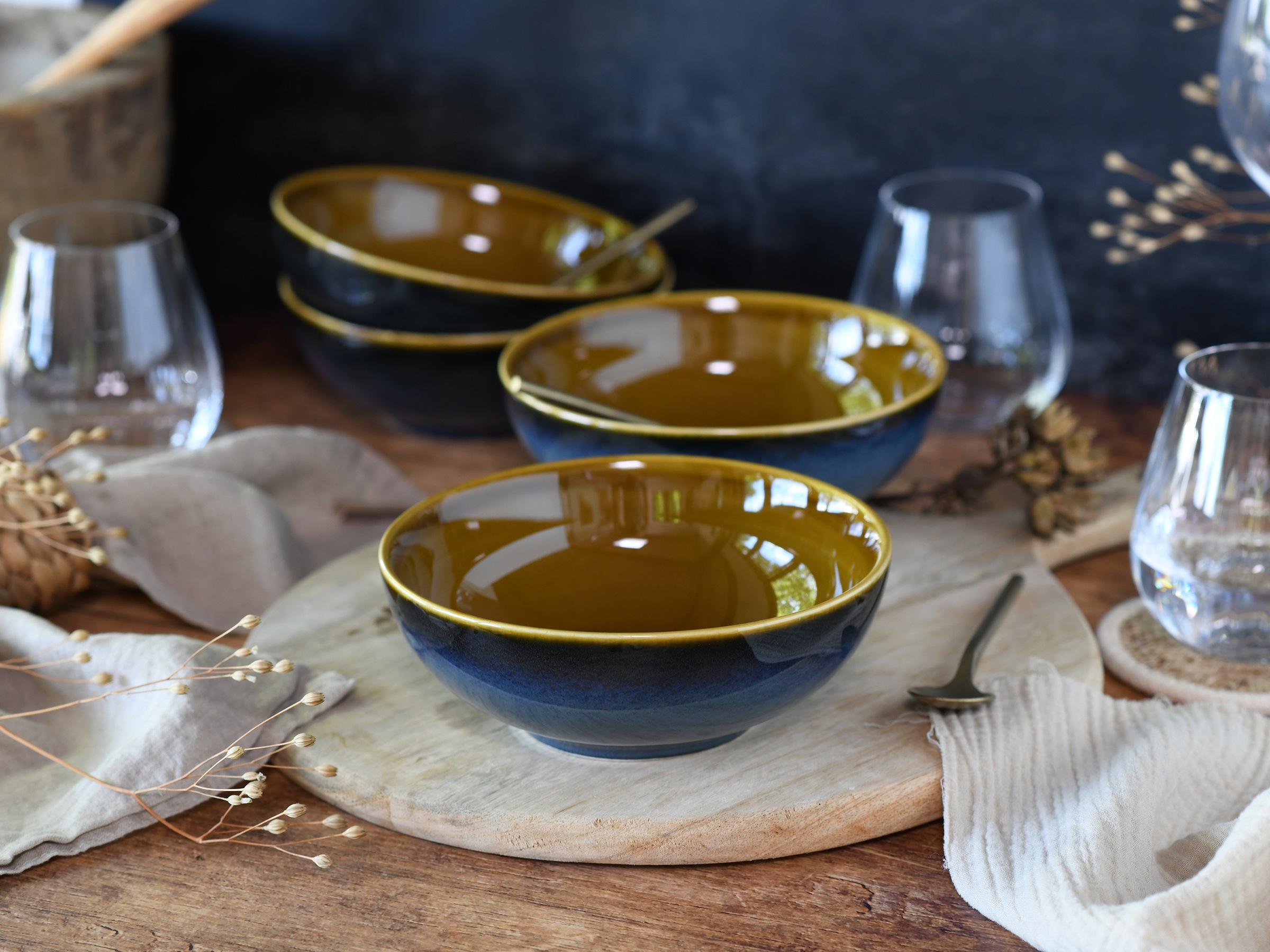 CreaTable Schale »Mallorca, Smoothie Bowl 4-tlg«, 4 tlg., aus Steinzeug, Spezialglasur mit Vintage Außenrand