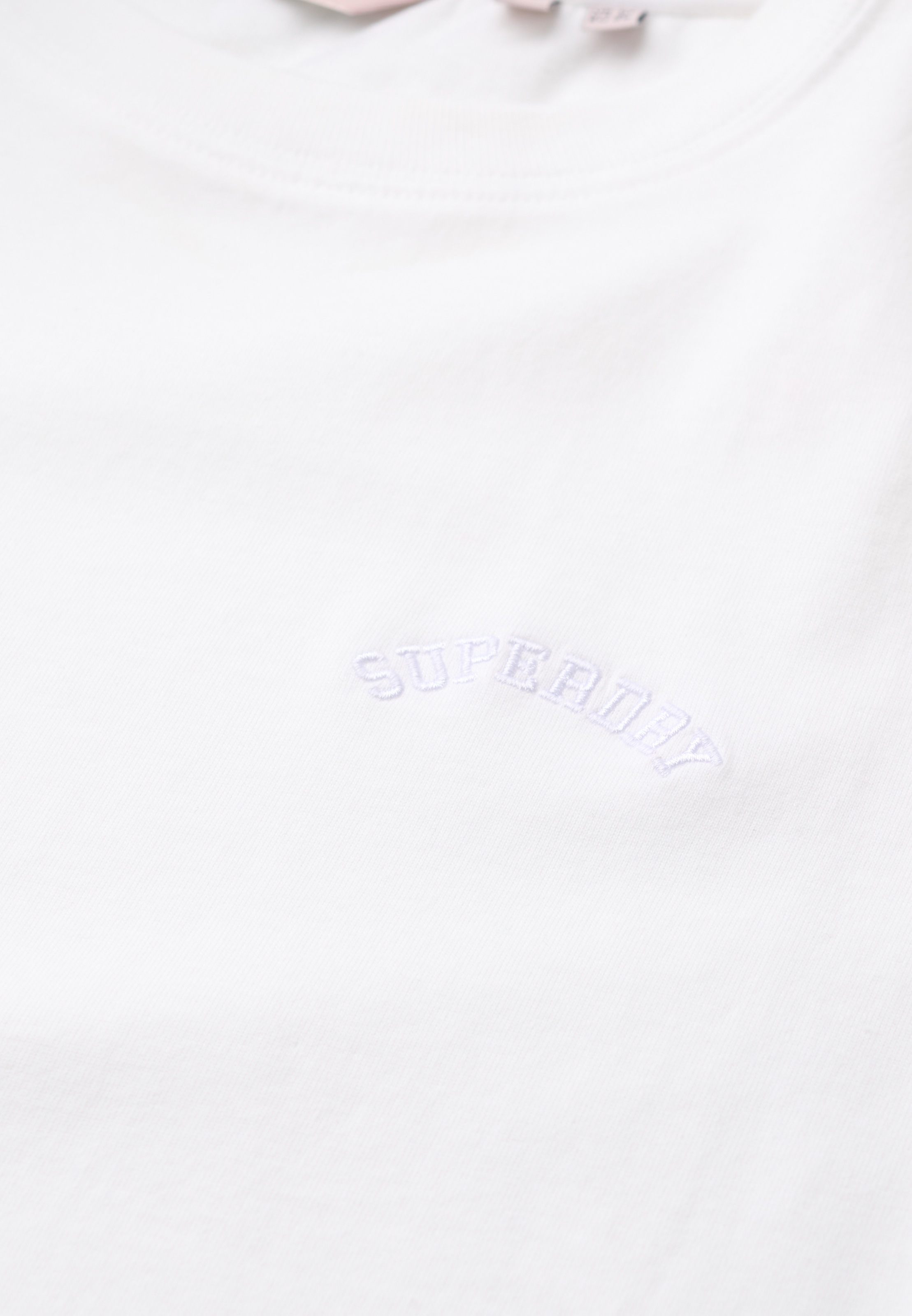 Superdry T-Shirt »ESSENTIAL LOGO EMB TEE«