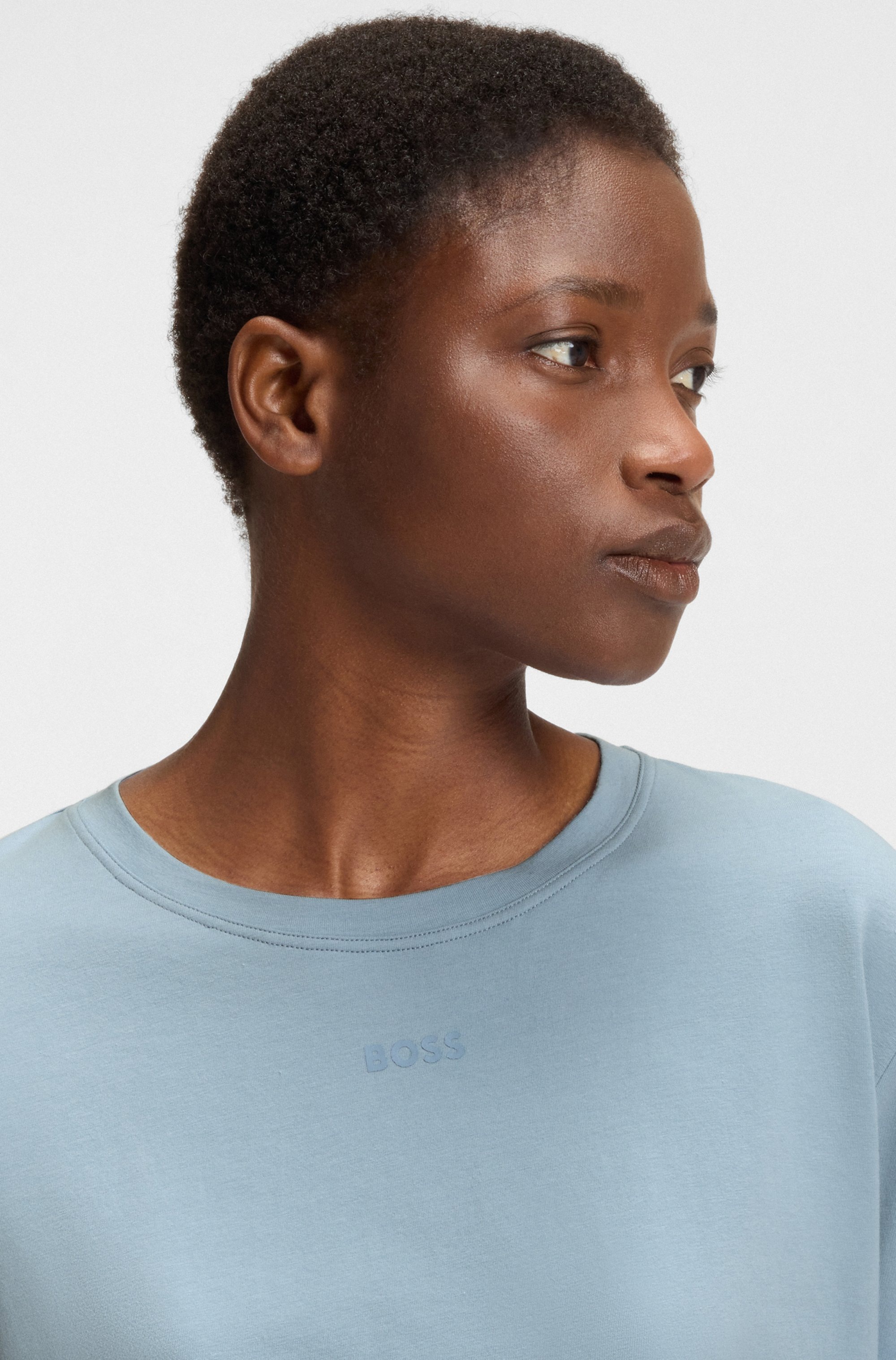 BOSS T-Shirt »CI_T-Shirt«, mit BOSS Logo-Schriftzug & Label