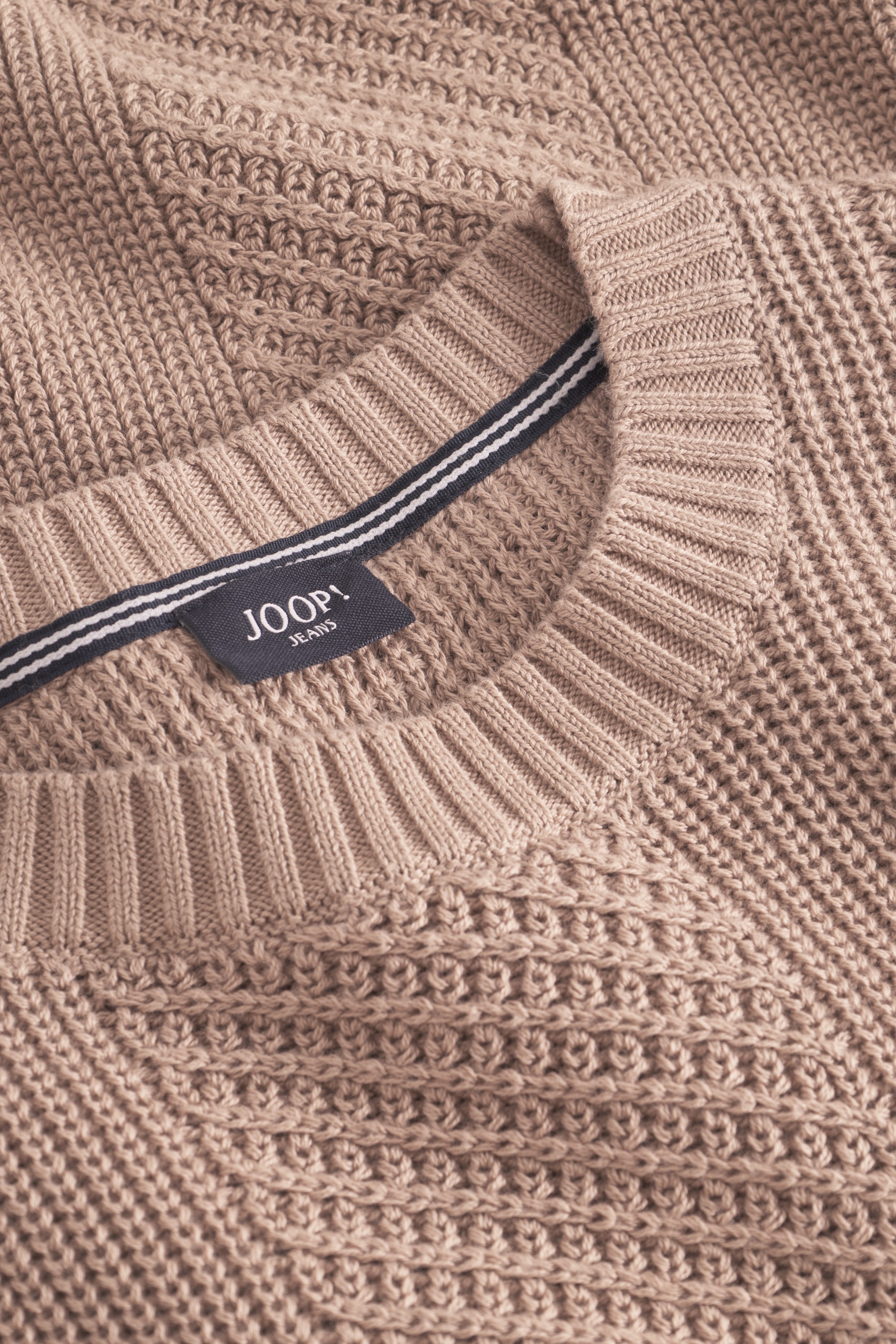 Joop Jeans Rundhalspullover »Silor«, Elastischer Bund am Rumpf und Ärmel, weiche Haptik