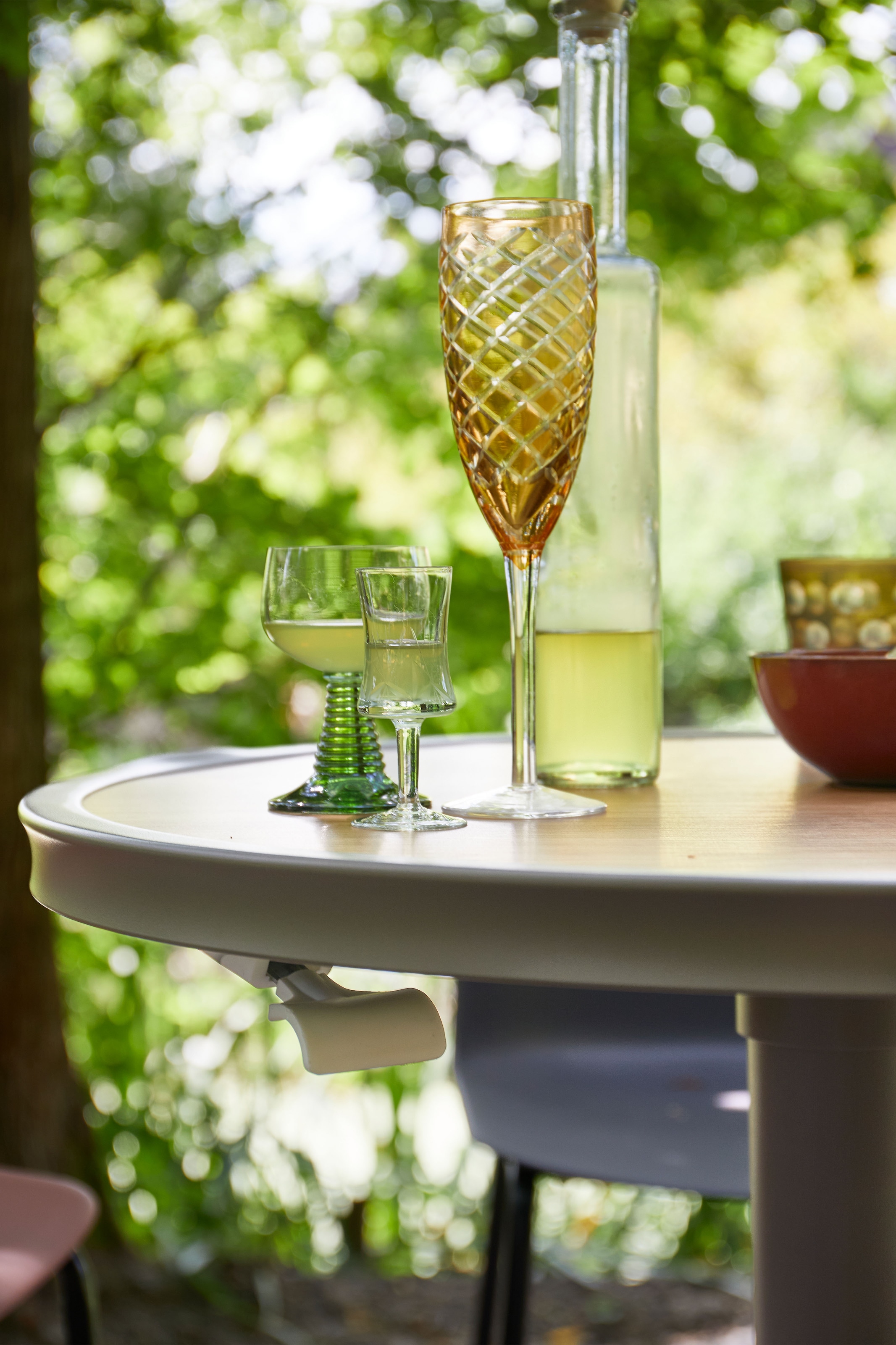 WOOOD Barhocker »WOOOD Jeppe Höhenverstellbarer Bartisch« Höhenverstellbarer Aluminium-Bartisch, flexibel & für Indoor/Outdoor.