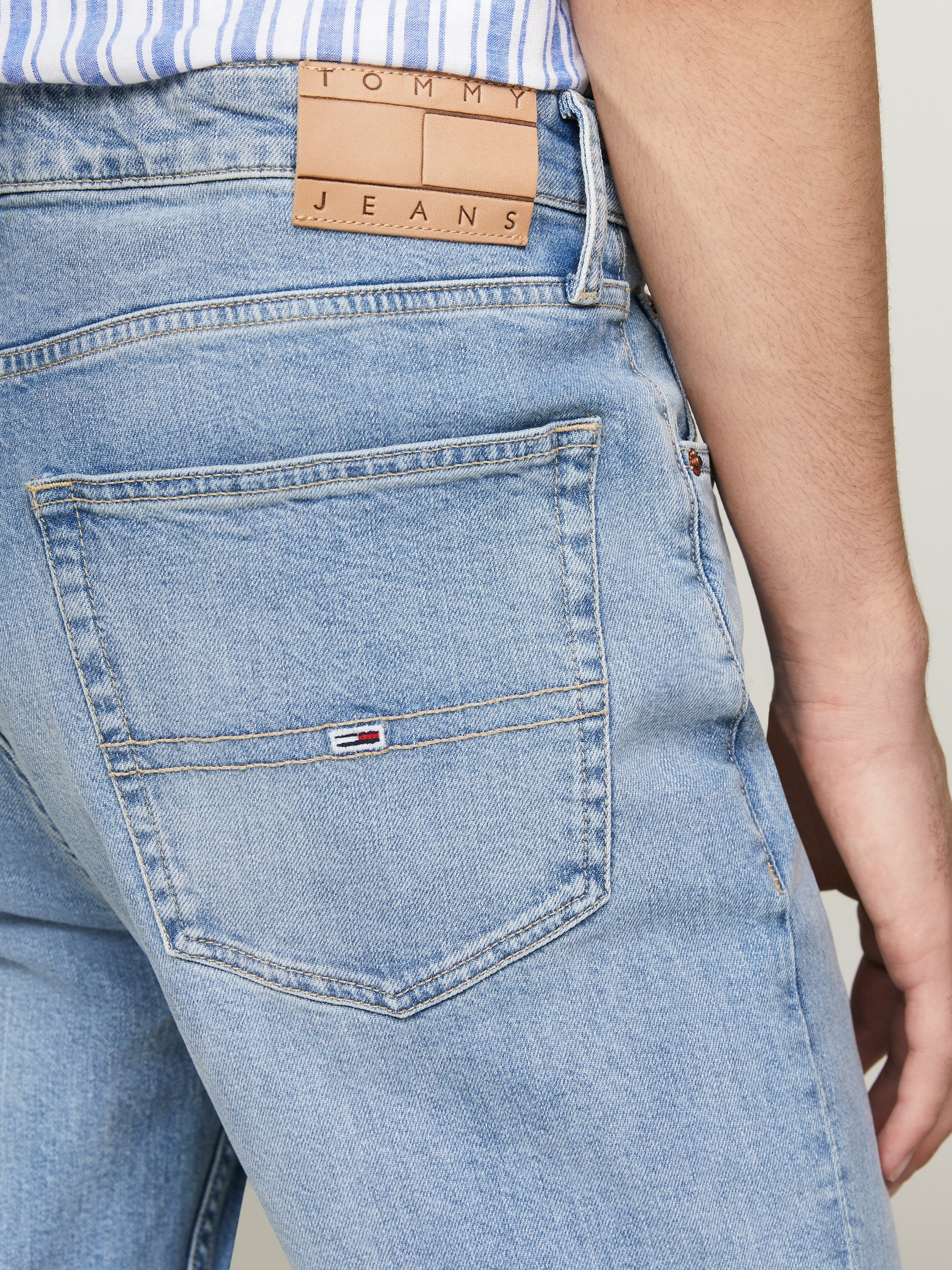 Tommy Jeans Straight-Jeans »Ryan Regular Straight«, im 5-Pocket-Style