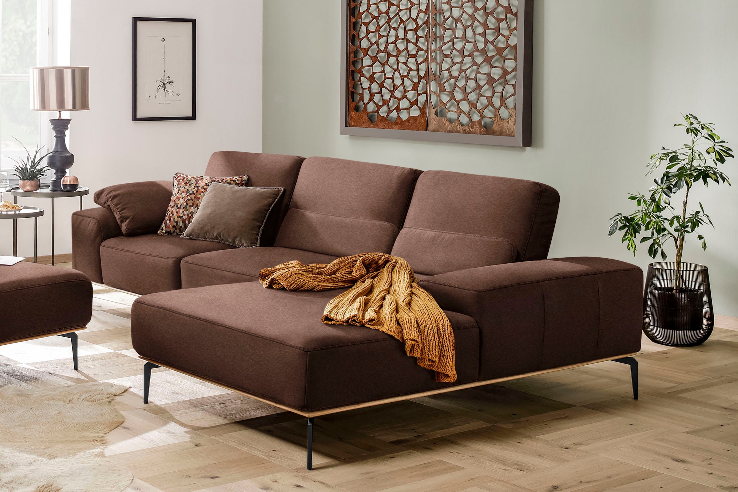 W.SCHILLIG Ecksofa »run, Designsofa mit tollem Sitzkomfort, bequem, L-Form«, mit Holzsockel, Füße in Schwarz pulverbeschichtet, Breite 319 cm