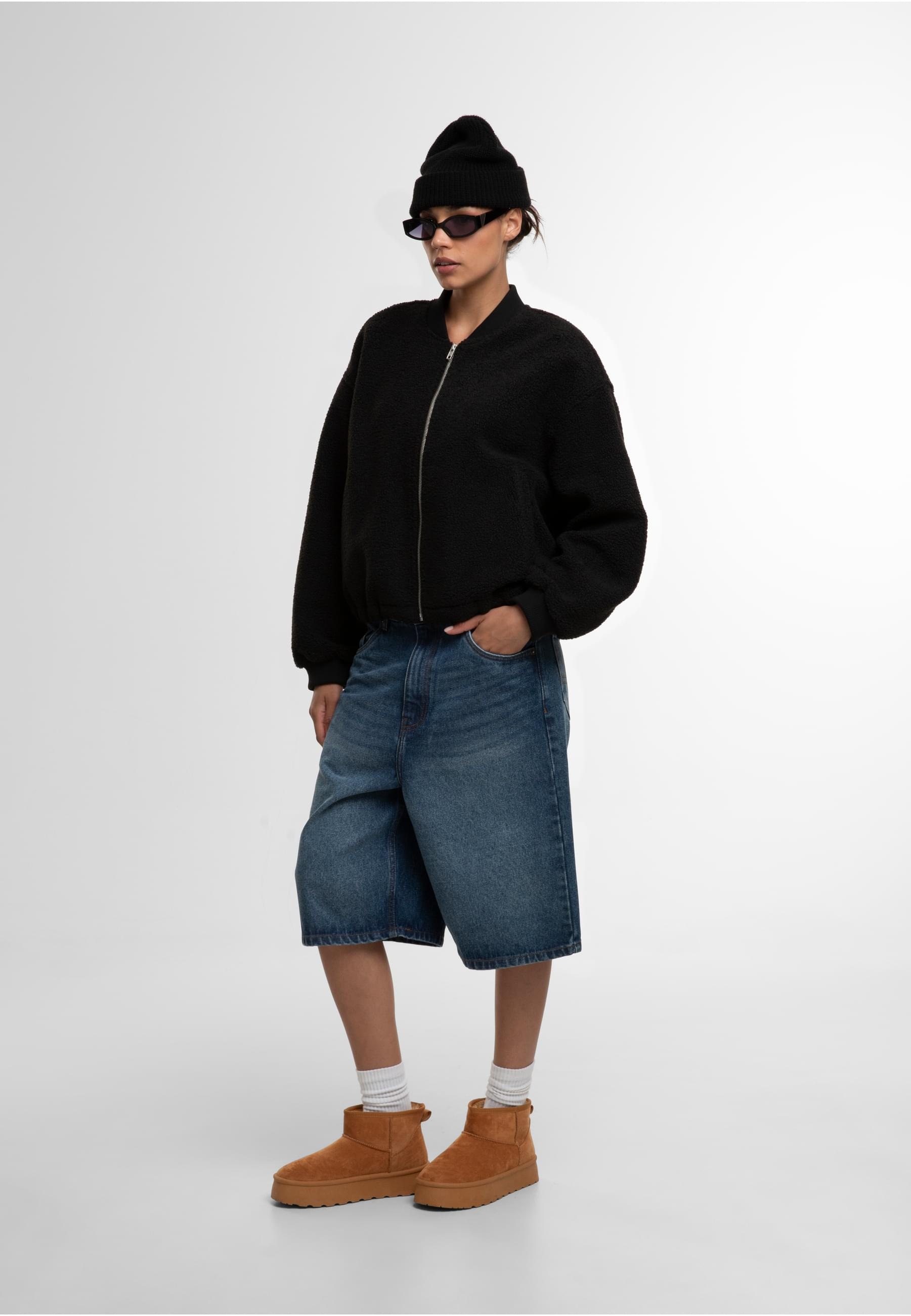 URBAN CLASSICS Bomberjacke »Urban Classics Ladies Structured Bomber Jacket« 1 Stk. tlg. ohne Kapuze