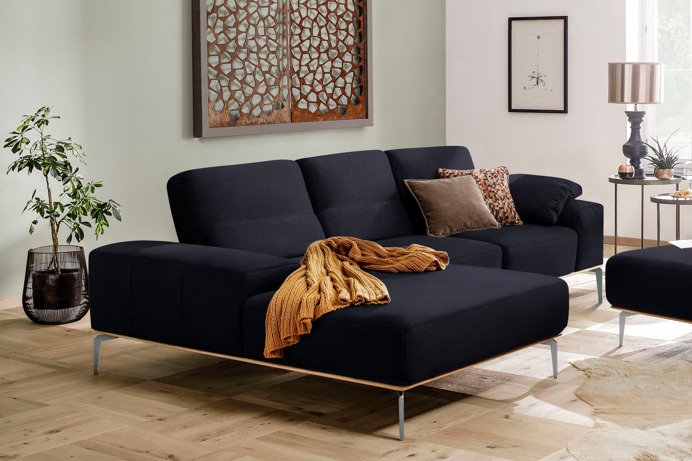 W.SCHILLIG Ecksofa »run, Designsofa mit tollem Sitzkomfort, L-Form«, mit elegantem Holzsockel, Füße in Chrom glänzend, Breite 279 cm