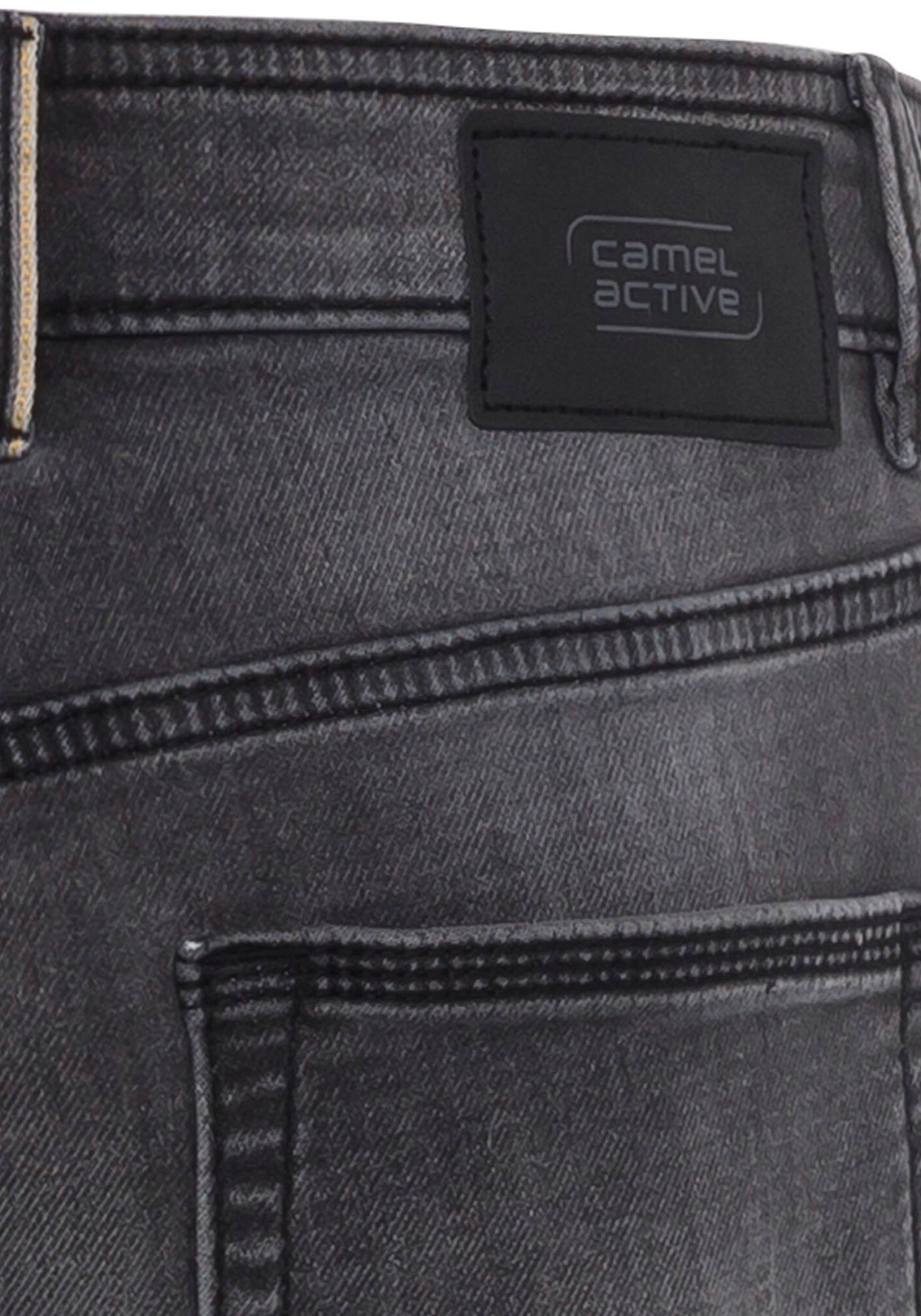 3. Bild von camel active Shorts